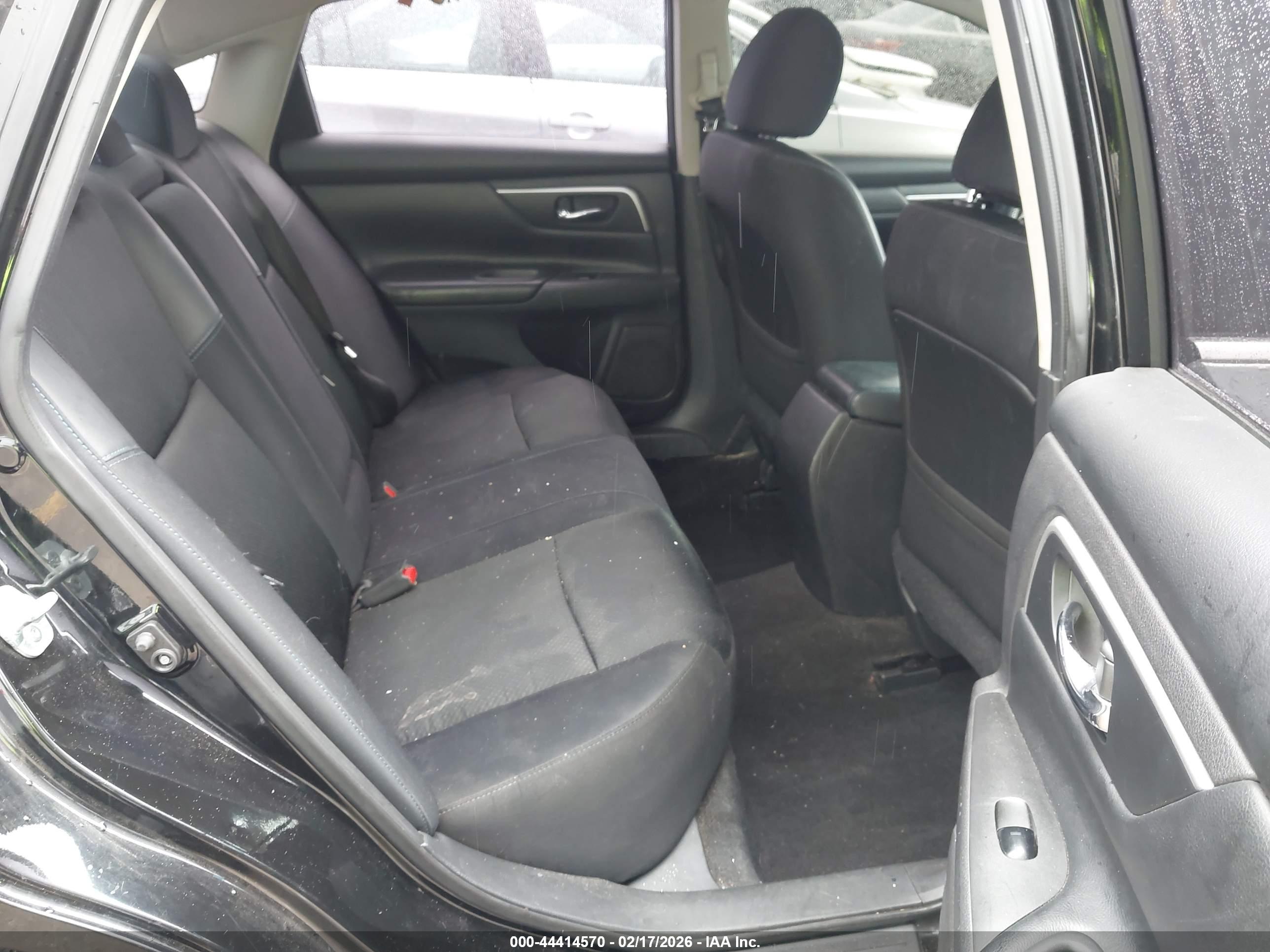 NISSAN ALTIMA image 8