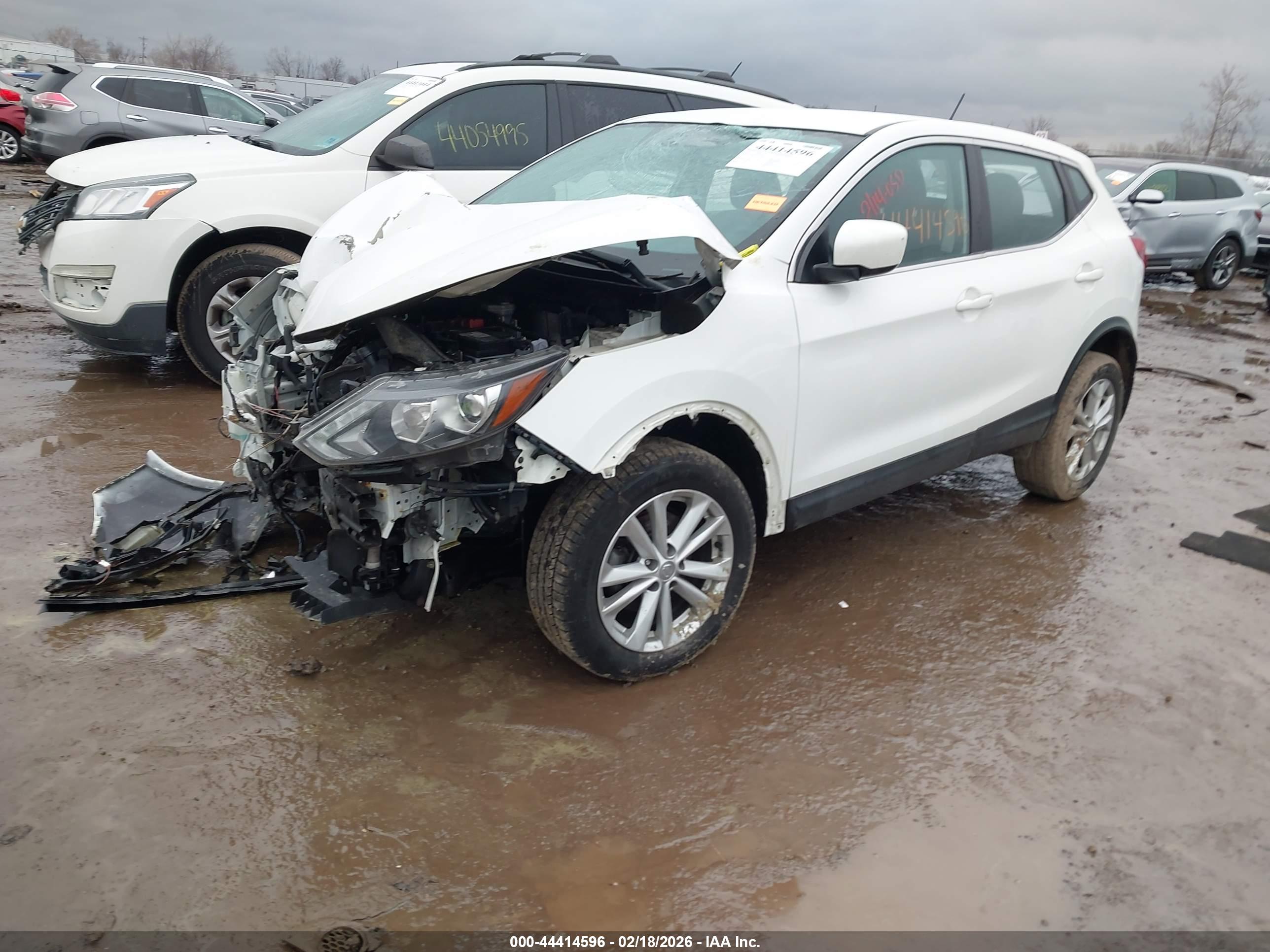 NISSAN ROGUE image 2
