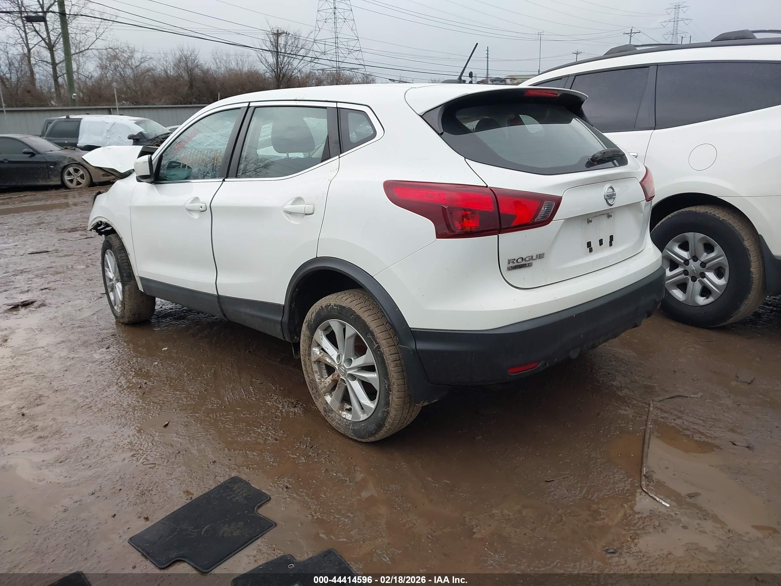 NISSAN ROGUE image 3