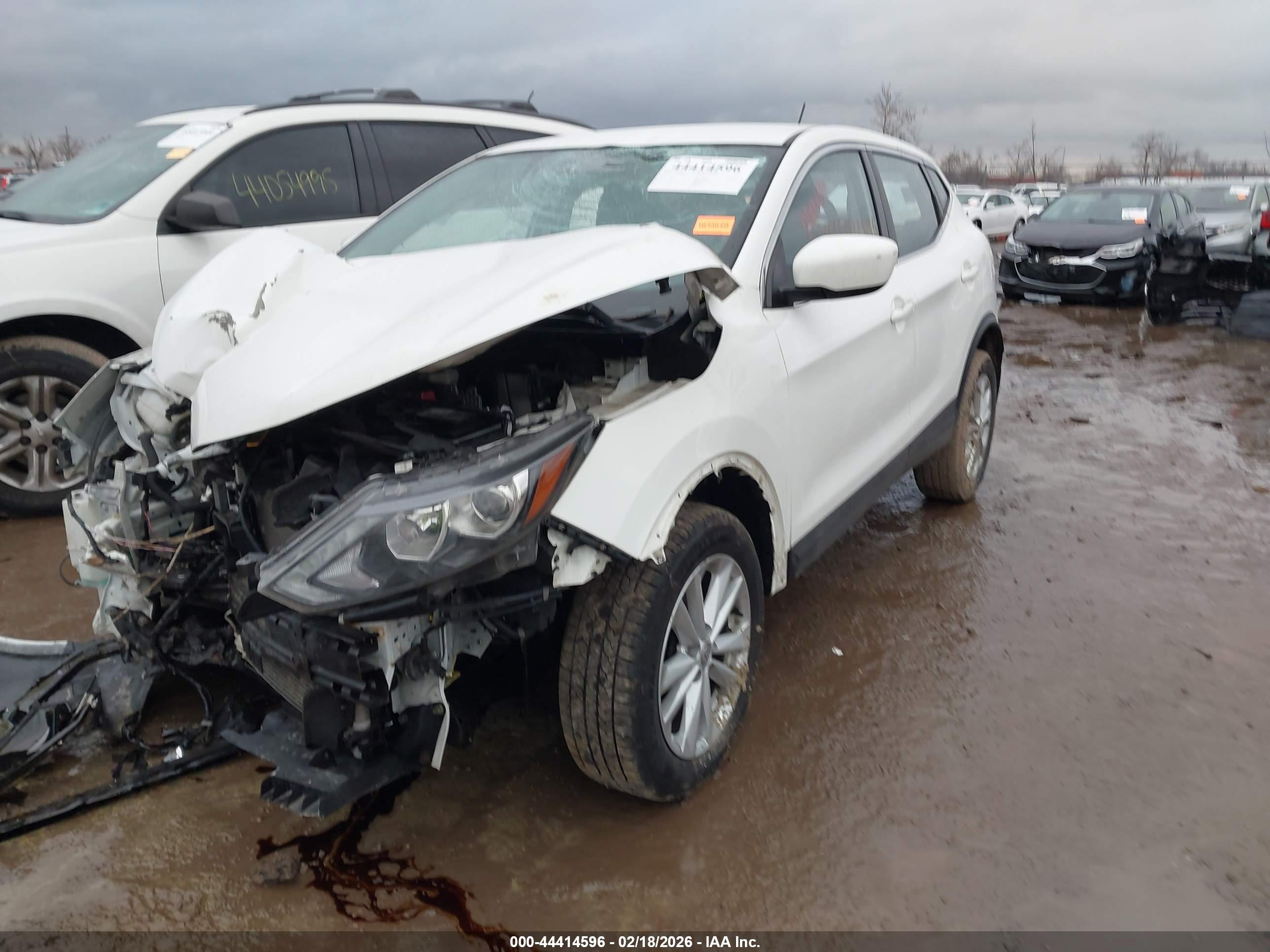NISSAN ROGUE image 6