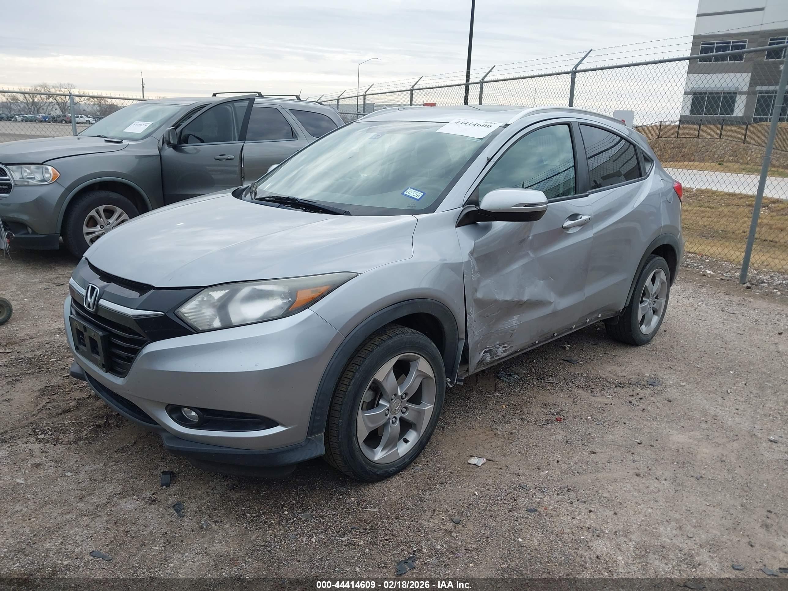 HONDA HR-V image 2