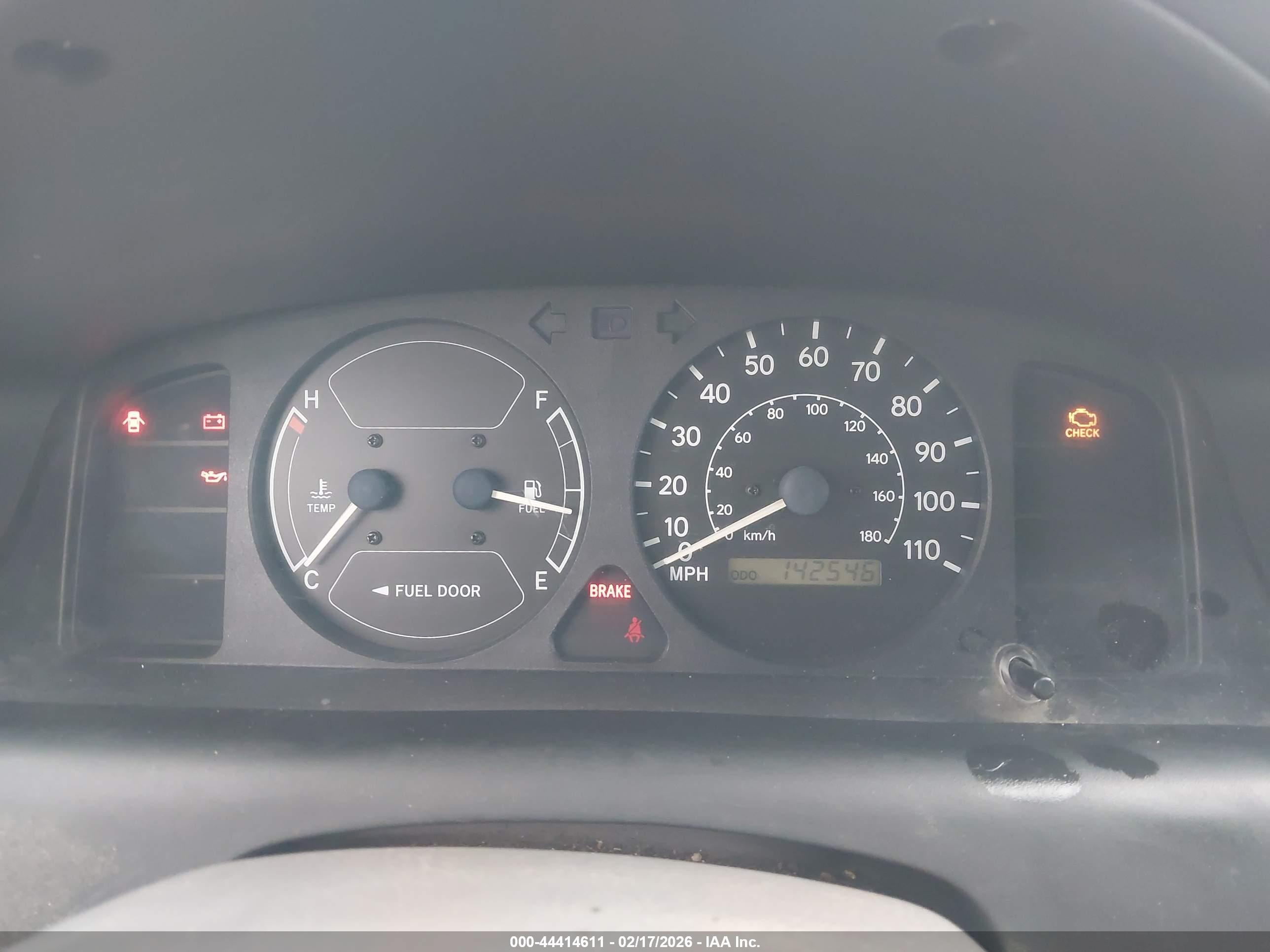 CHEVROLET PRIZM image 7