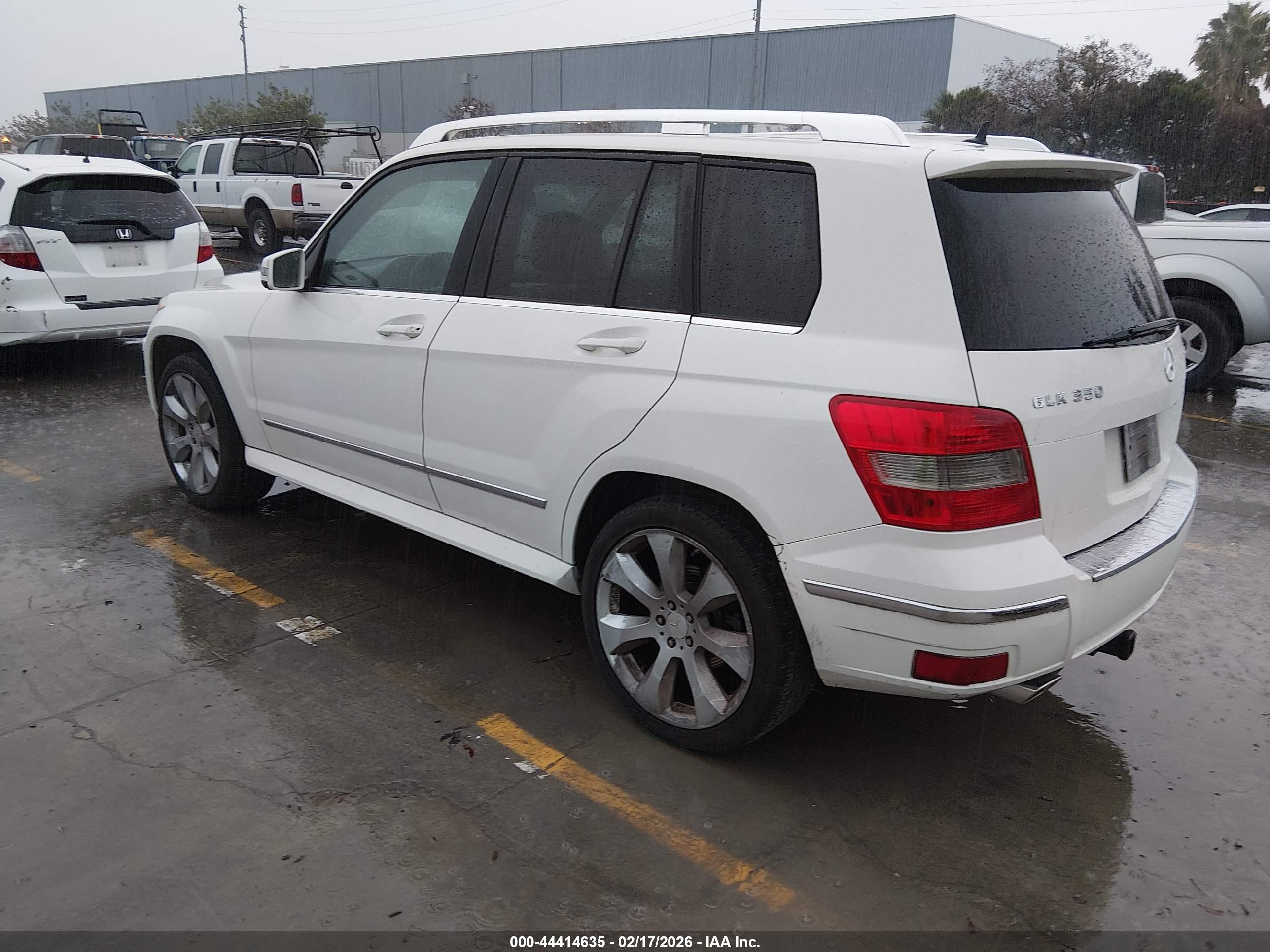 MERCEDES-BENZ GLK image 3