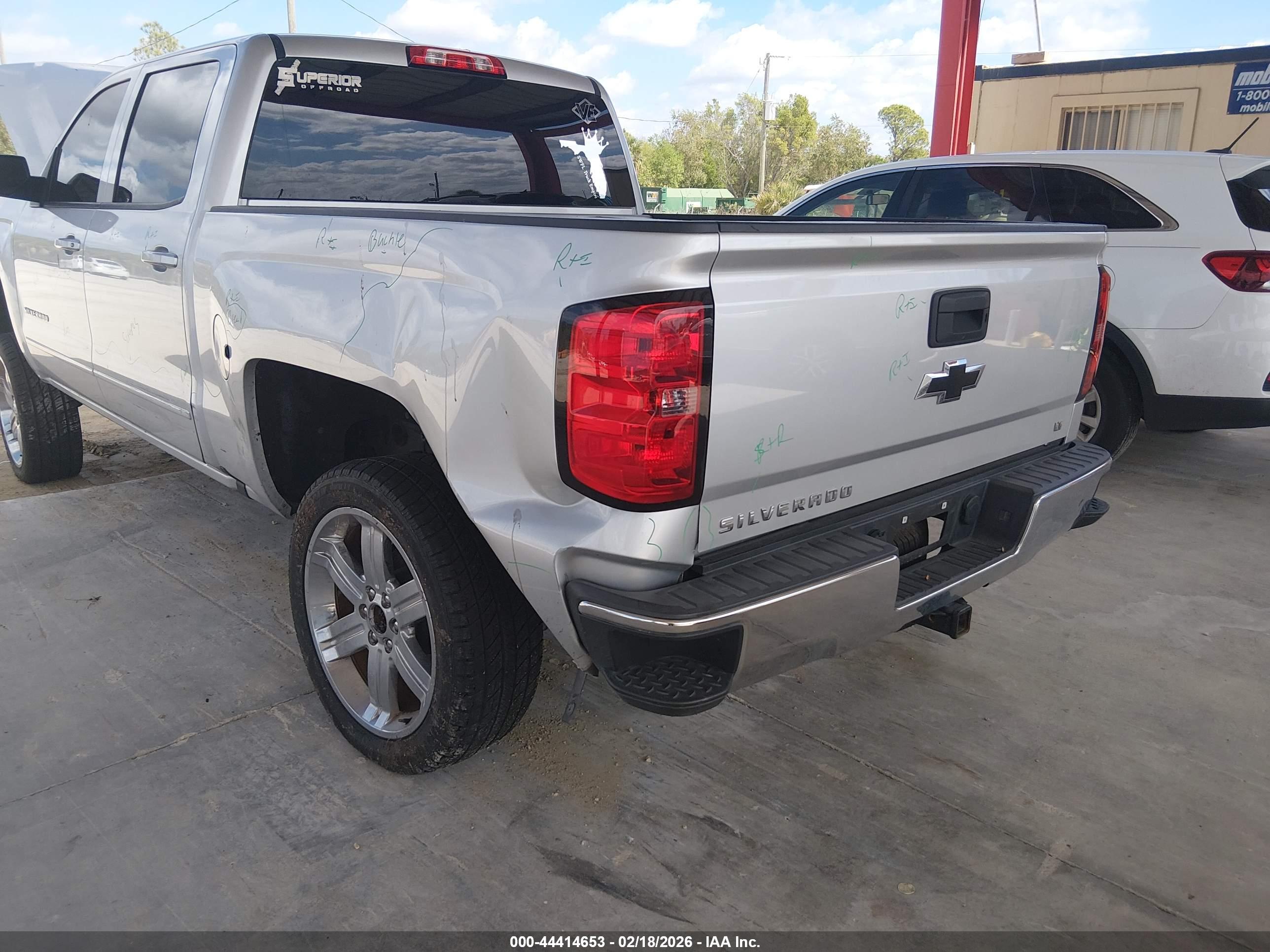 CHEVROLET SILVERADO image 6