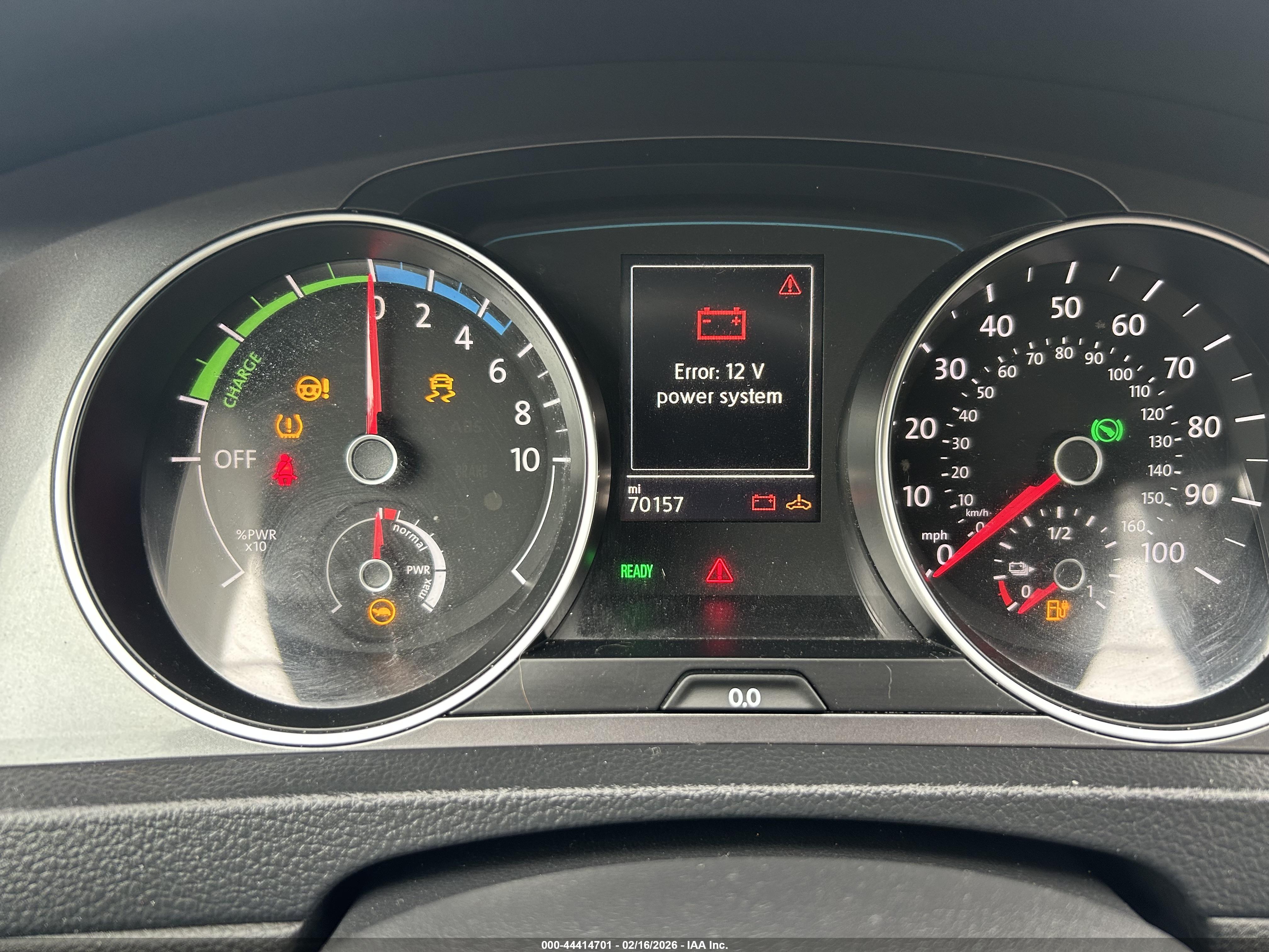 VOLKSWAGEN E-GOLF image 7