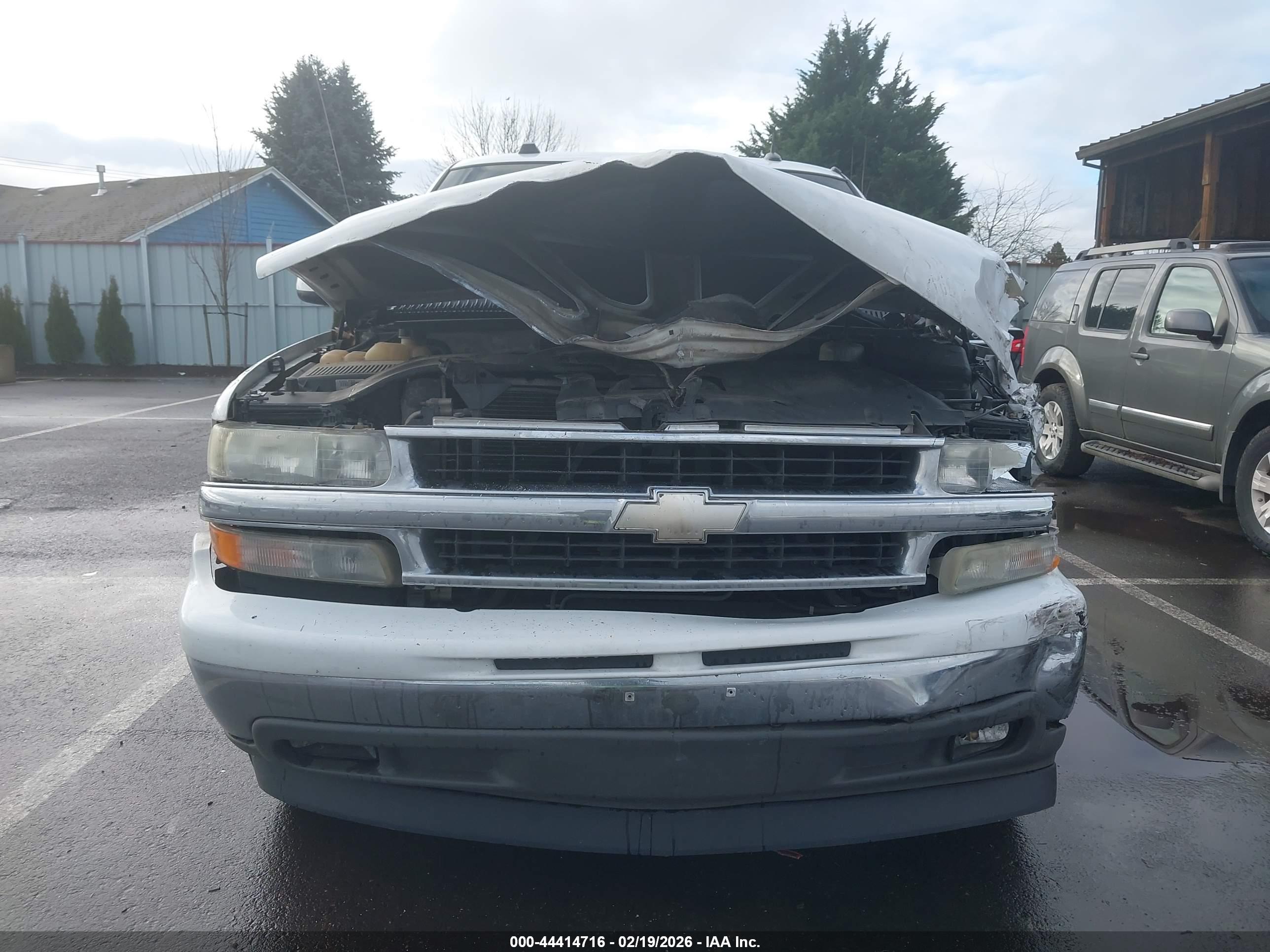 CHEVROLET TAHOE image 6