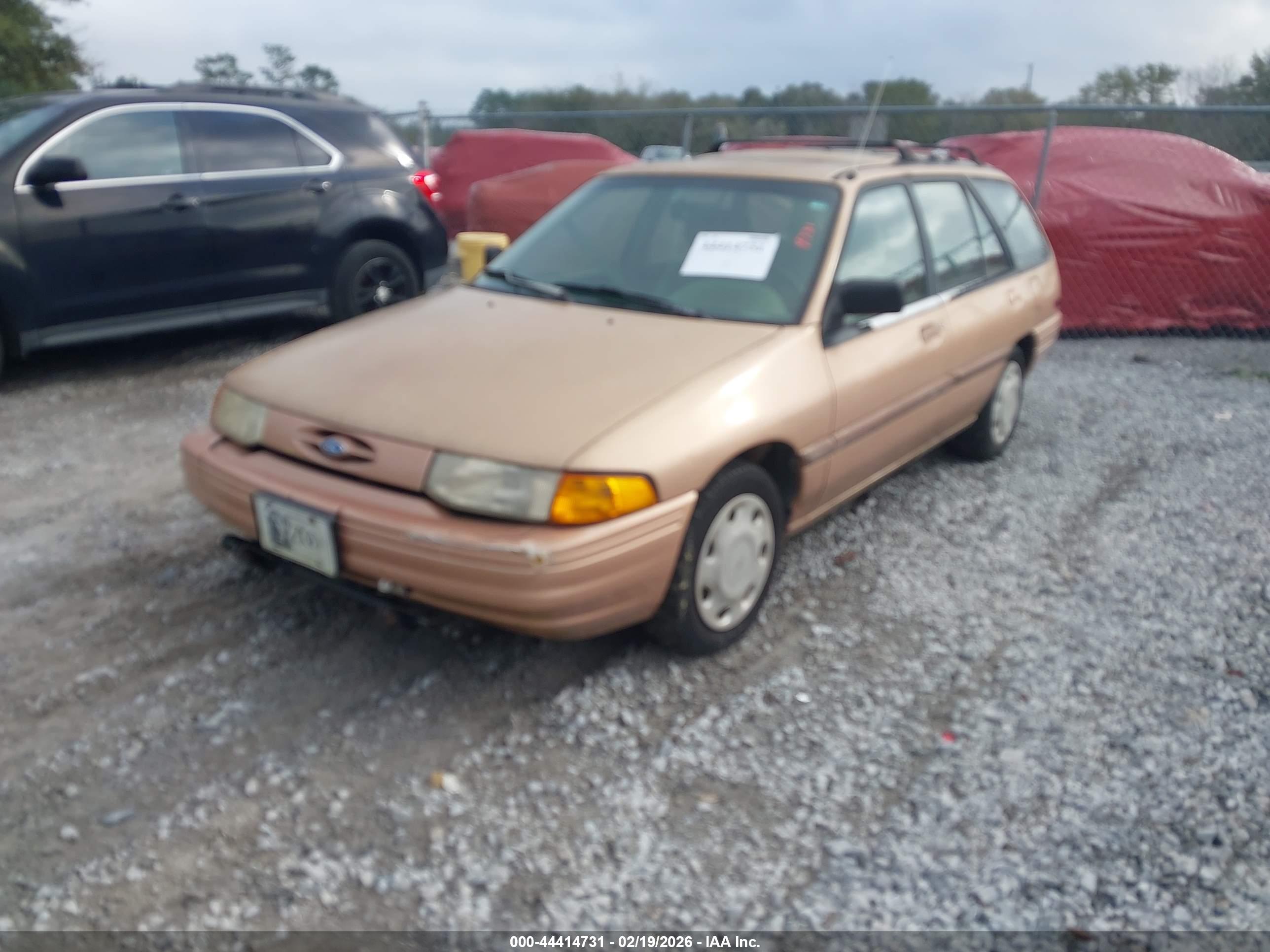 FORD ESCORT image 2