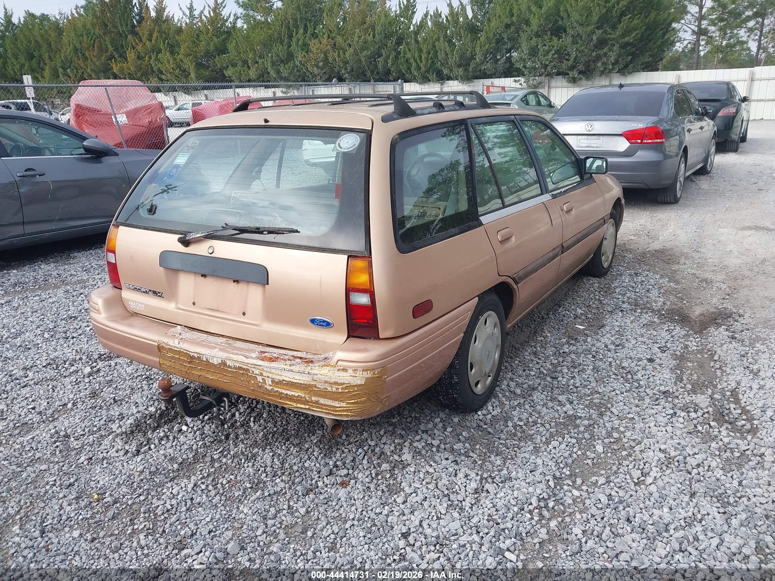 FORD ESCORT image 4
