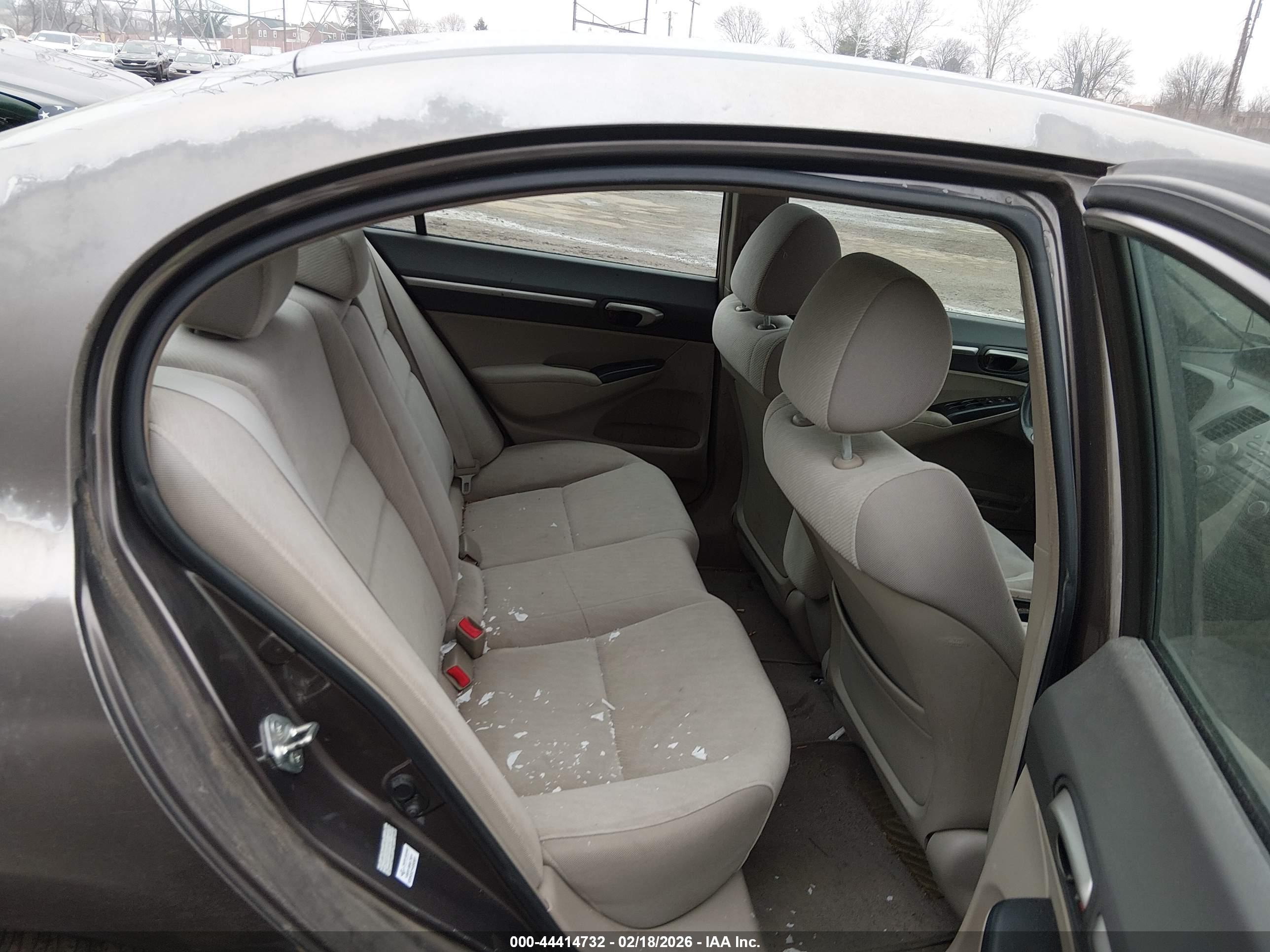HONDA CIVIC image 8
