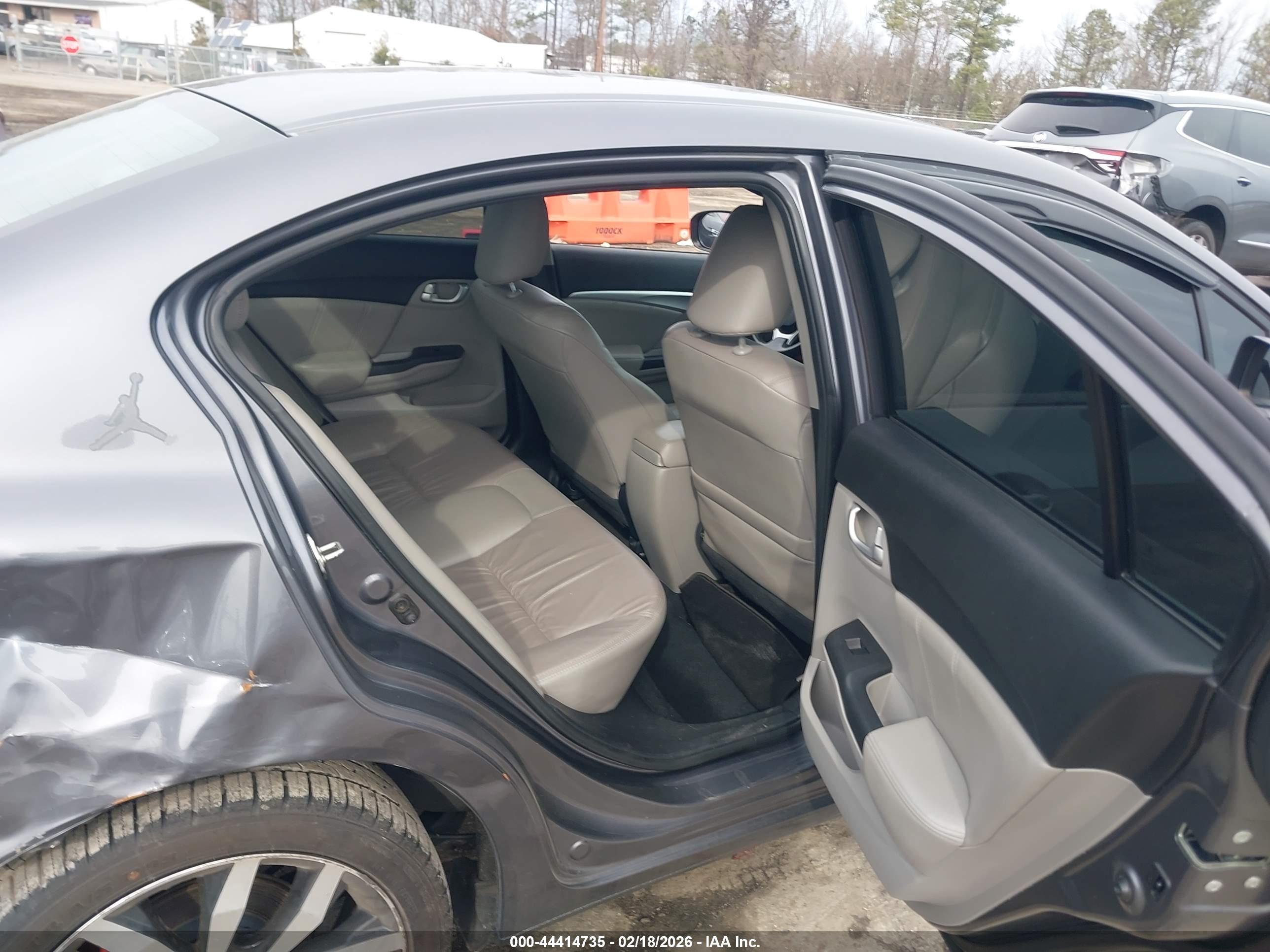 HONDA CIVIC image 8