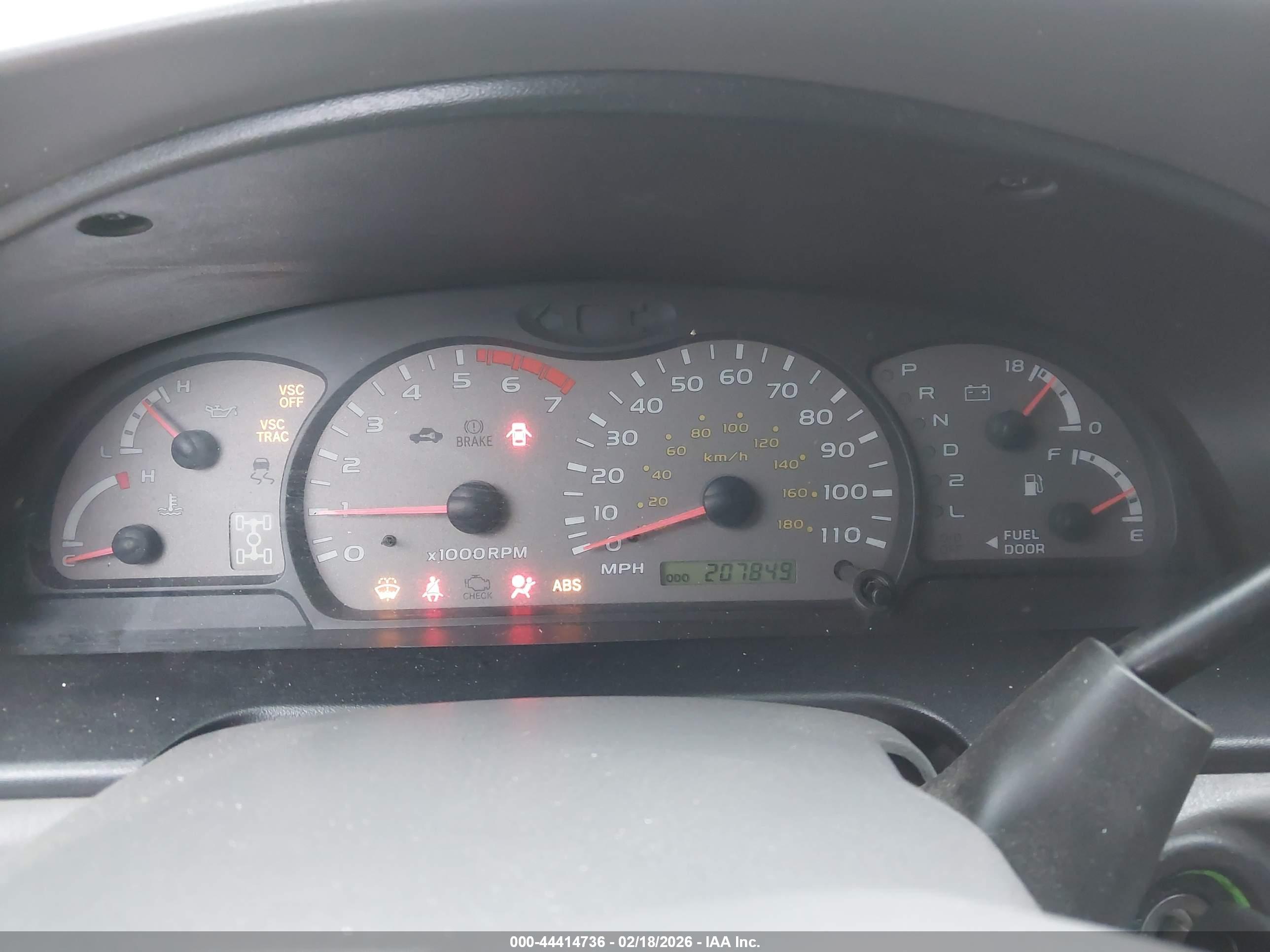 TOYOTA SEQUOIA image 7