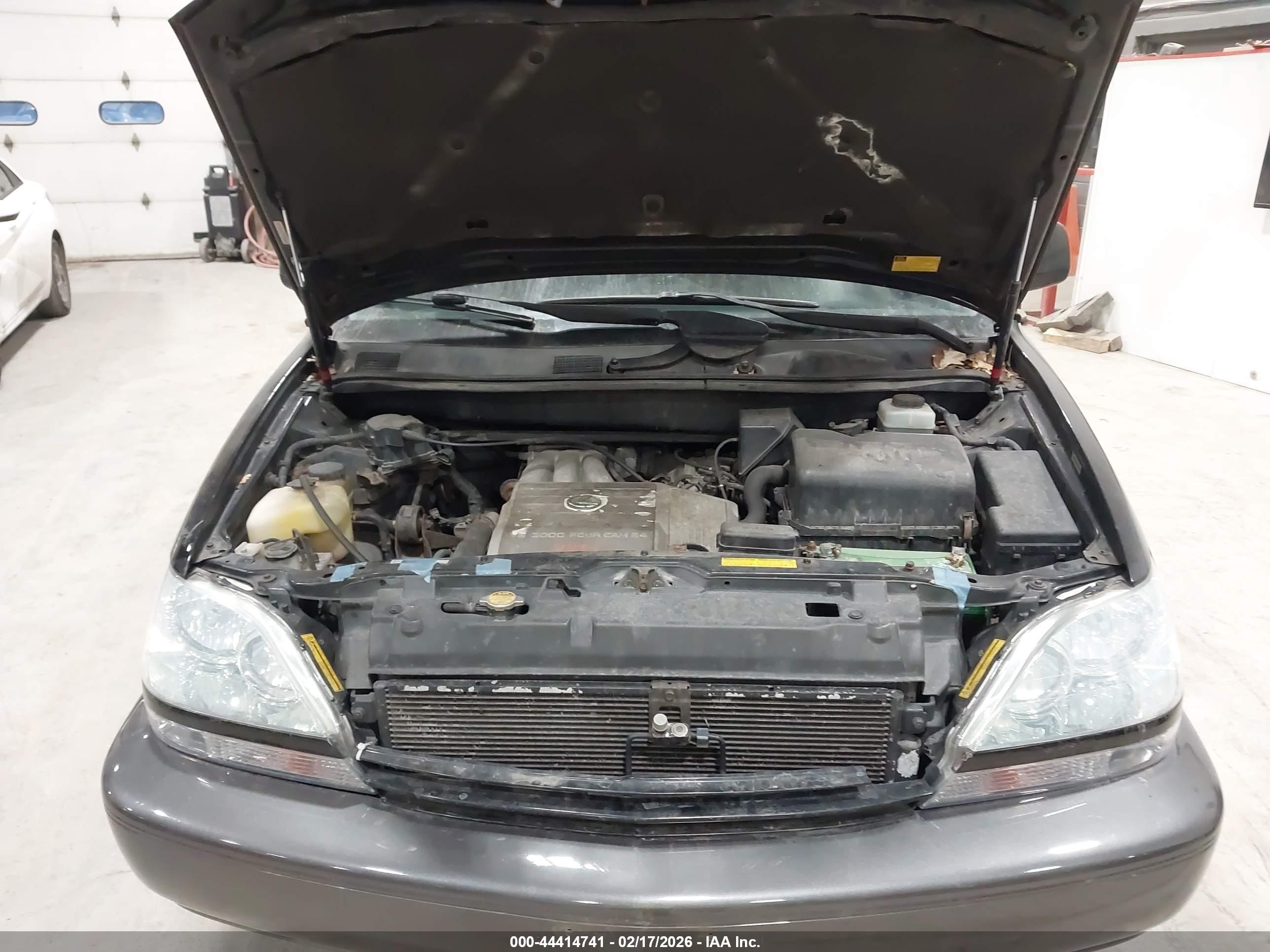 LEXUS RX image 10