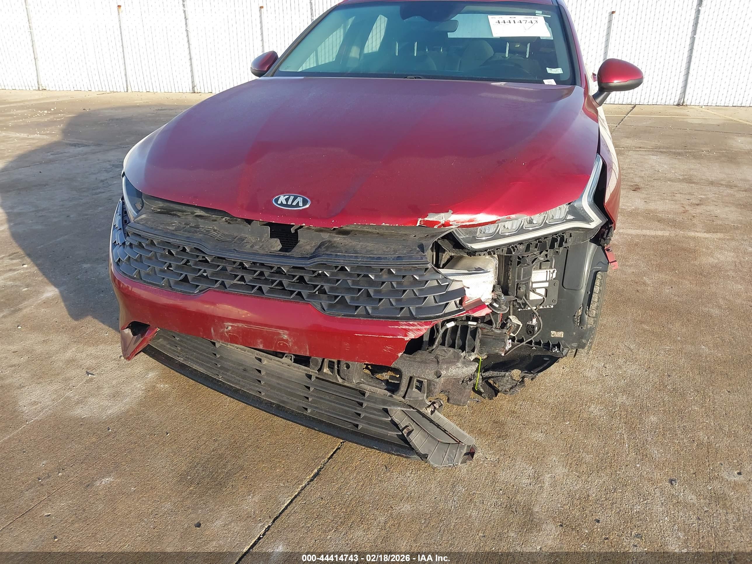 KIA K5 image 6