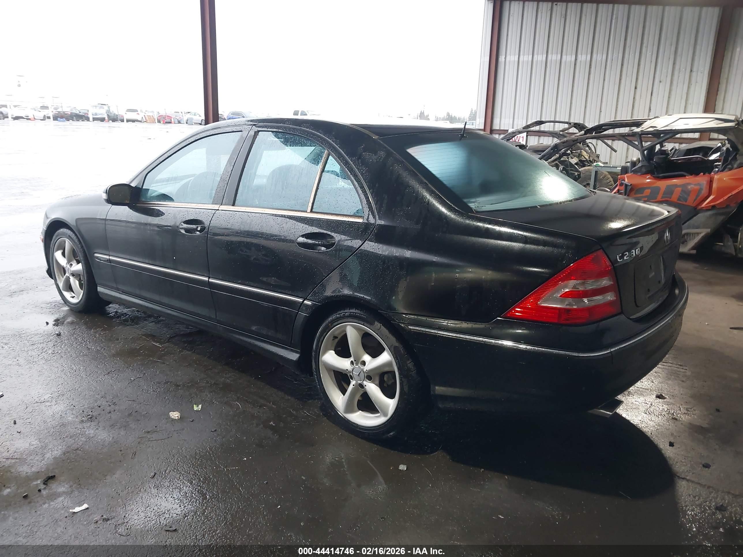 MERCEDES-BENZ C image 3