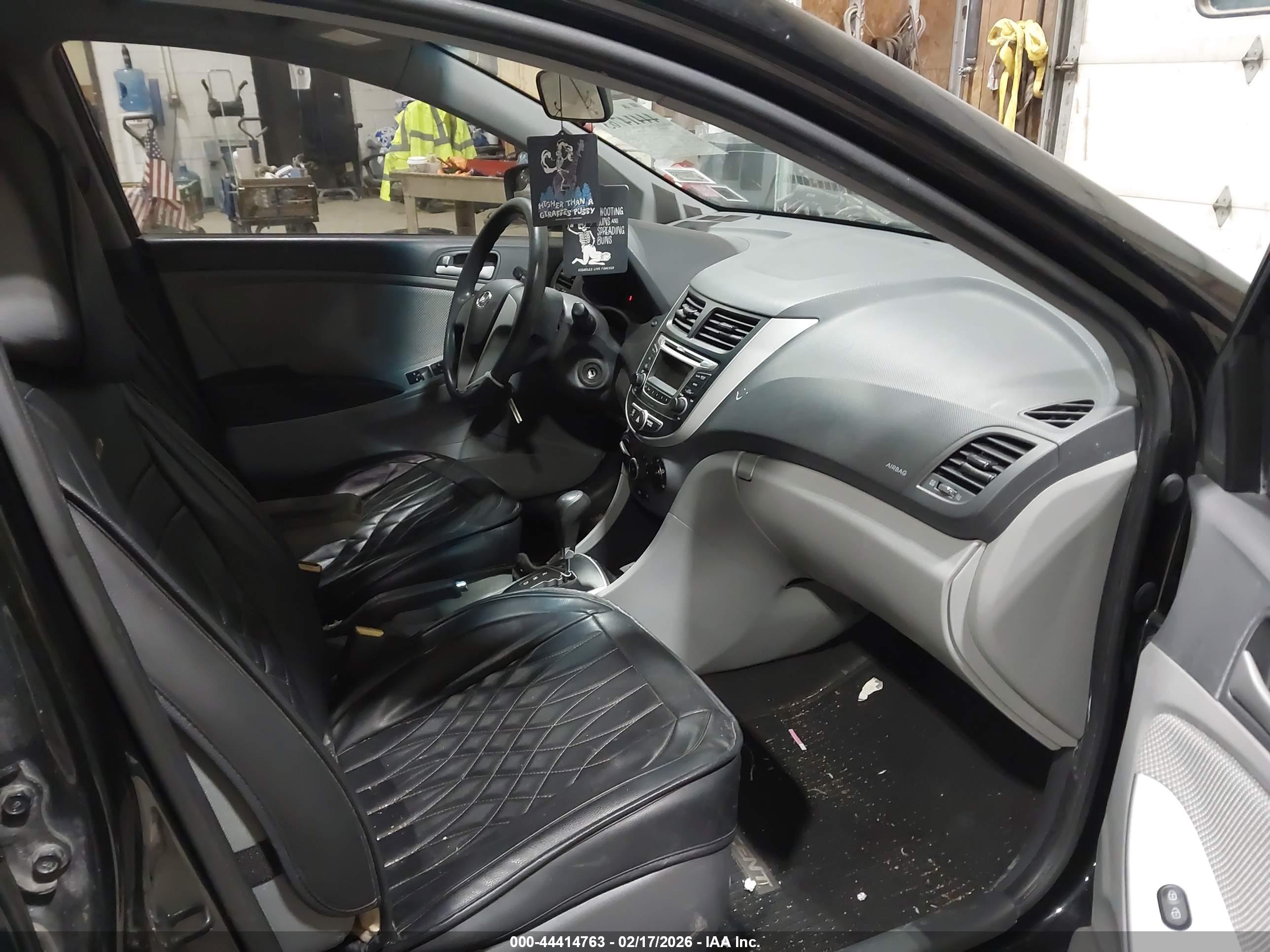 HYUNDAI ACCENT image 5