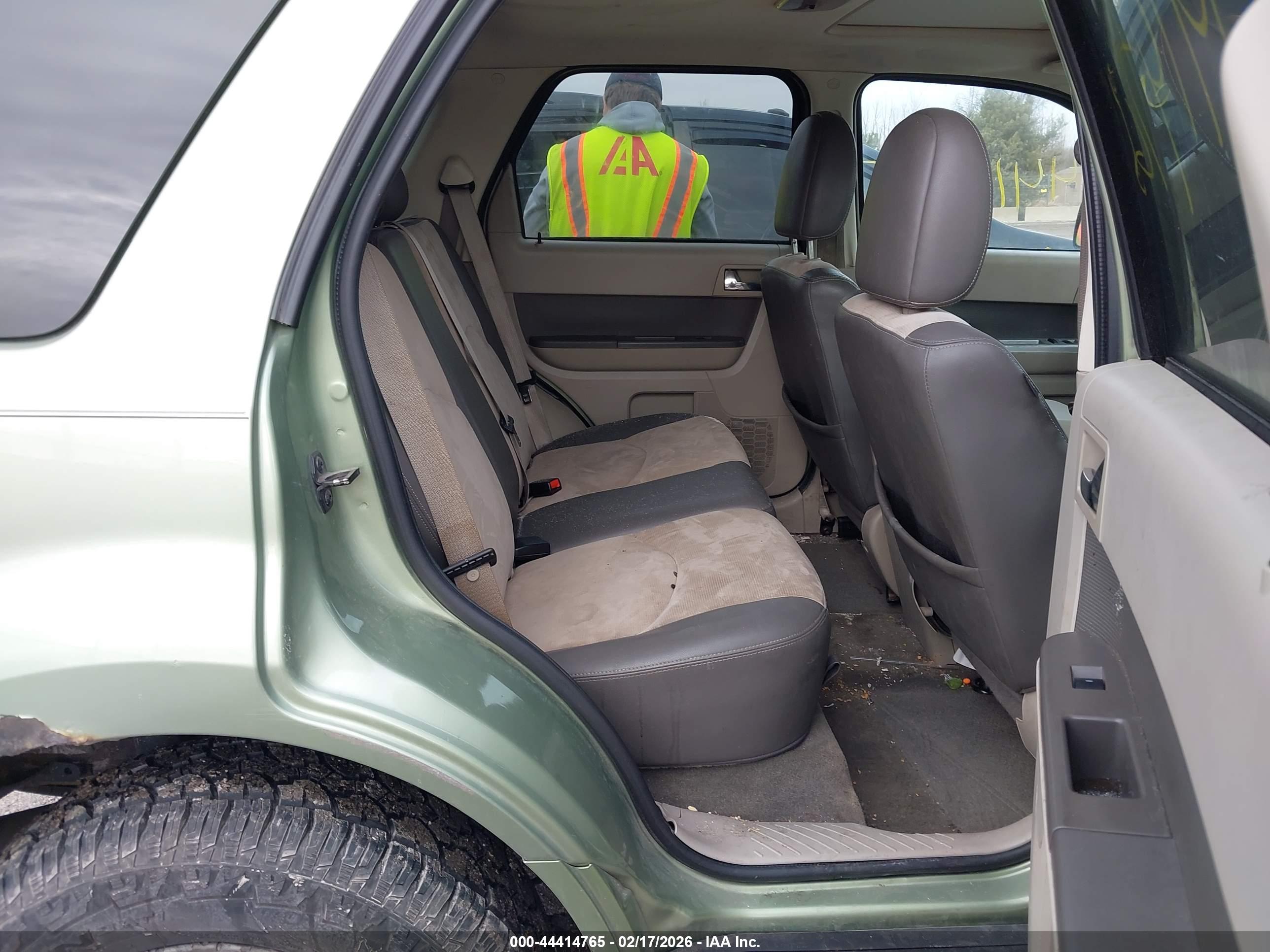 MERCURY MARINER image 8