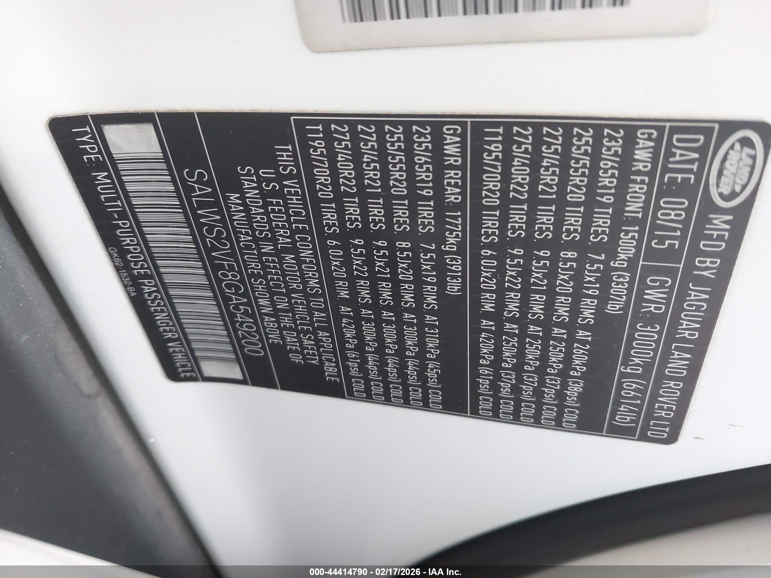 LAND ROVER image 9