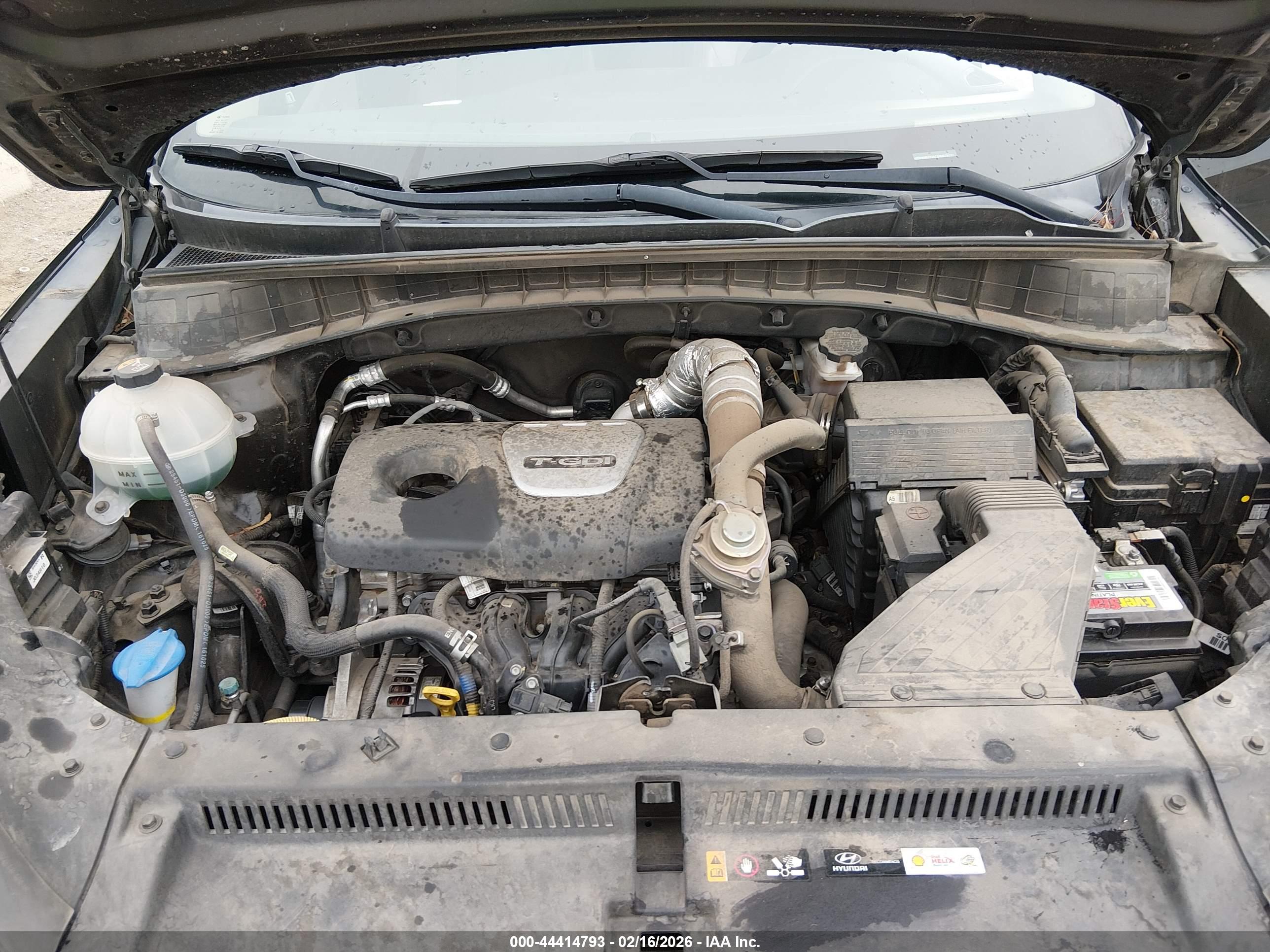 HYUNDAI TUCSON image 10