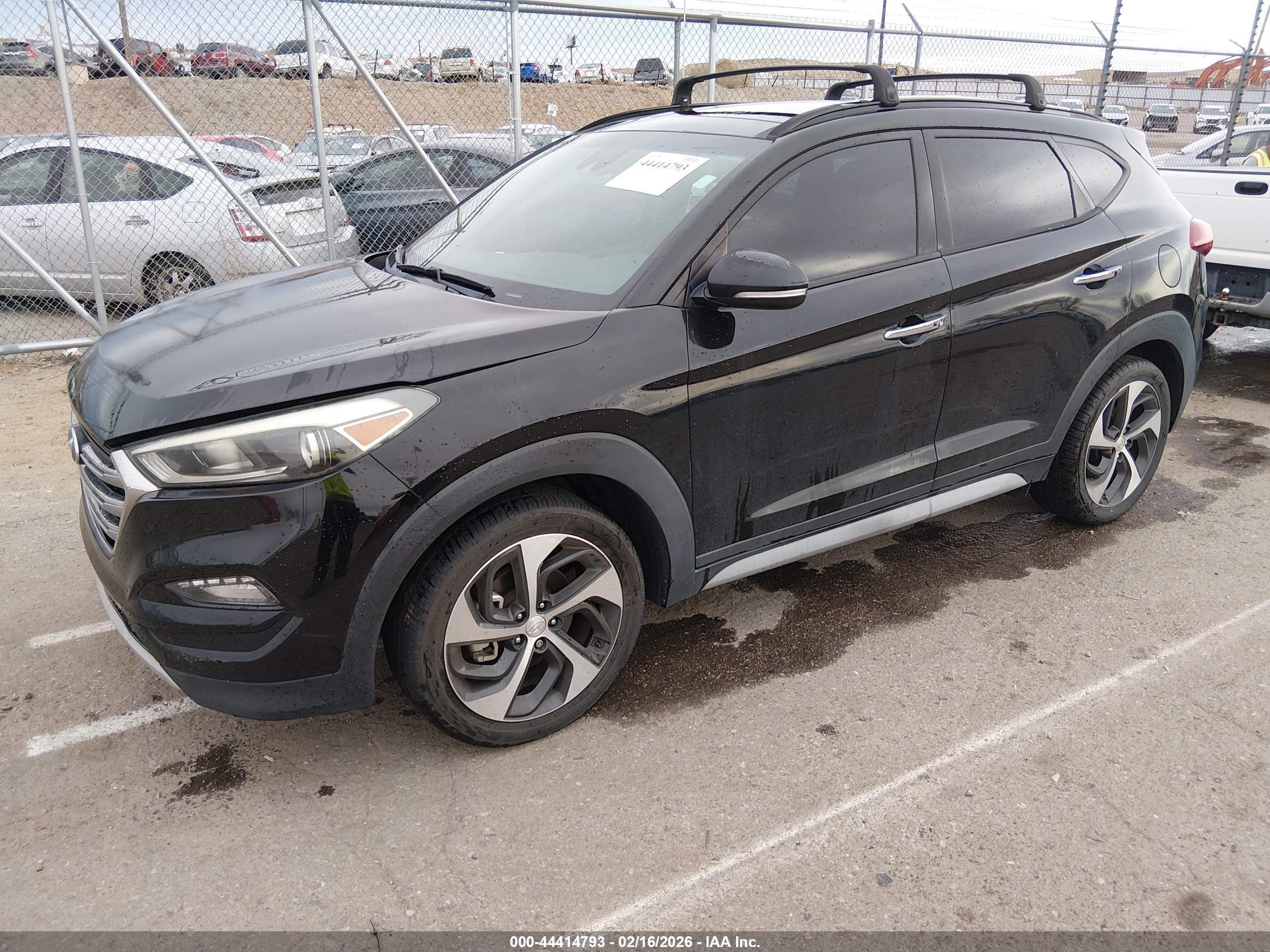 HYUNDAI TUCSON image 2