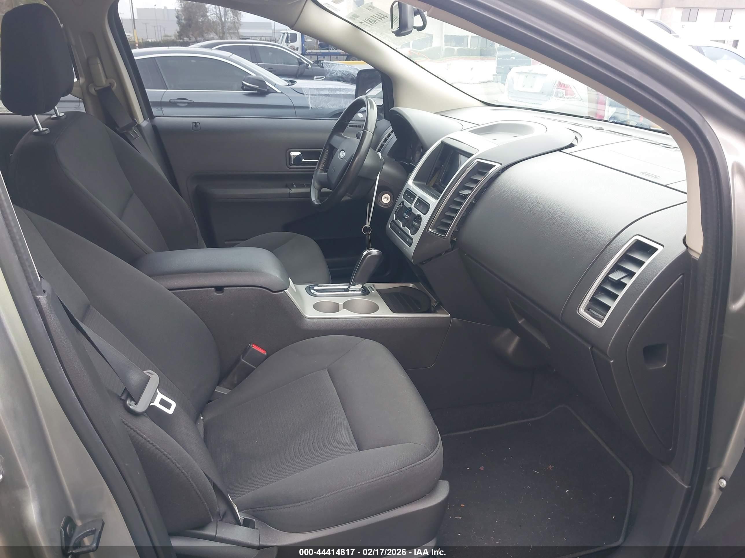 FORD EDGE image 5