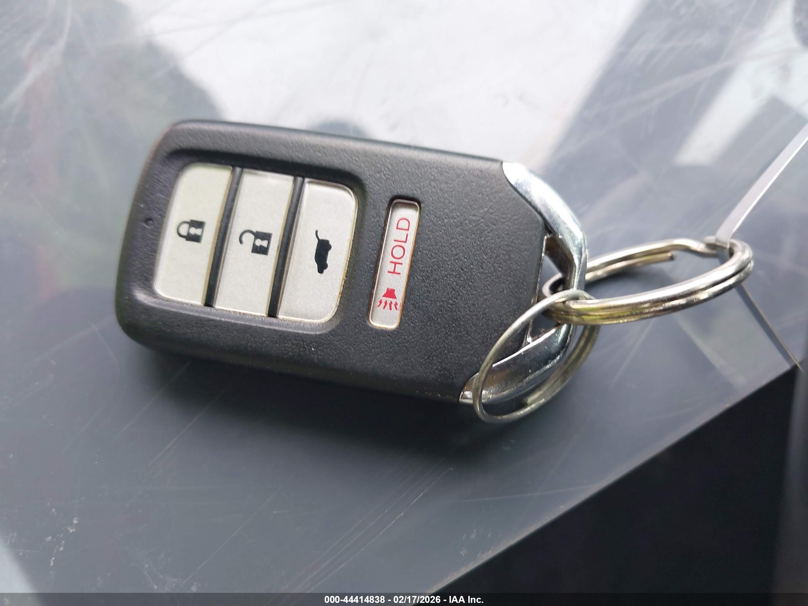 HONDA CR-V image 11
