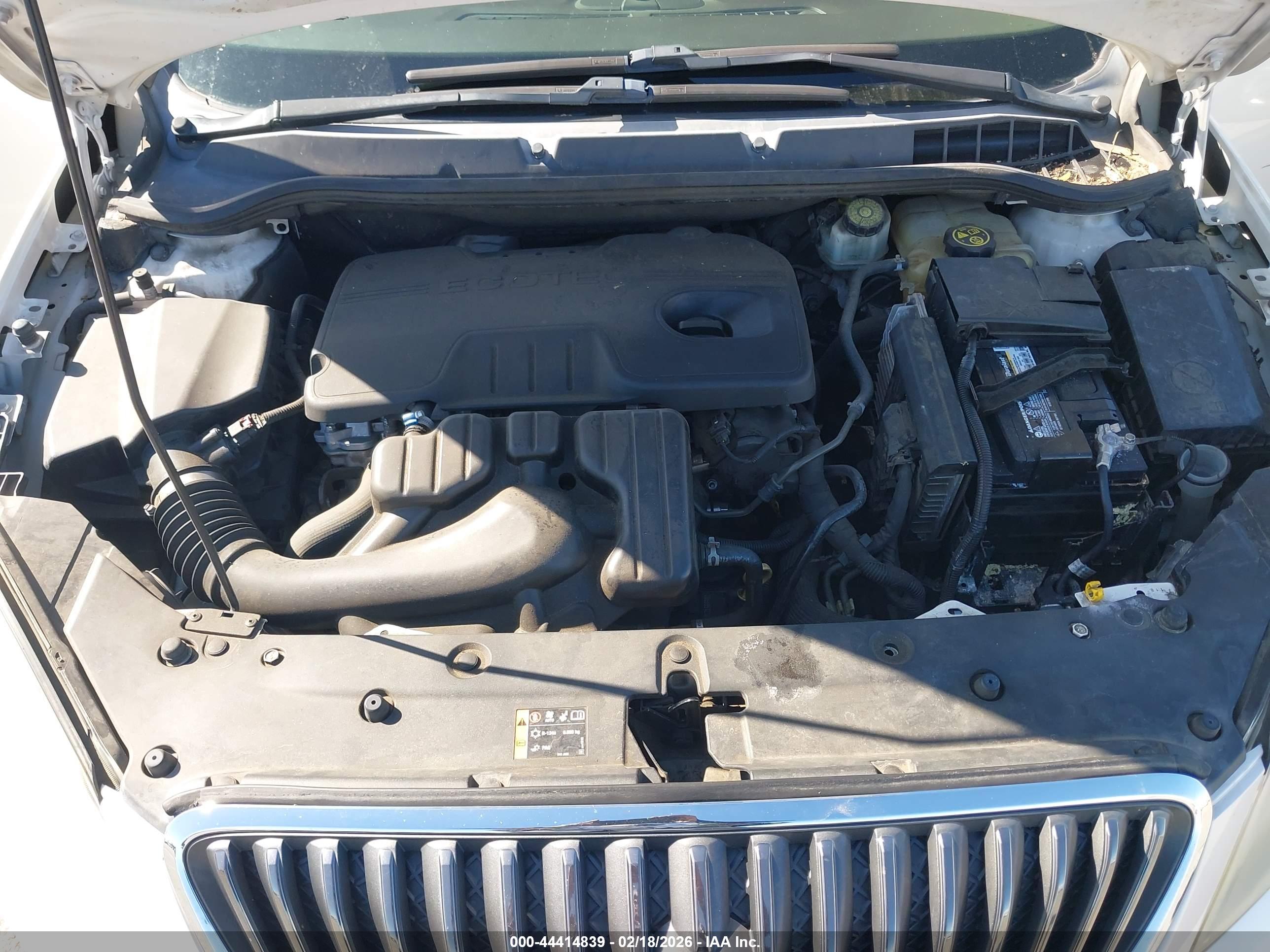 BUICK VERANO image 10