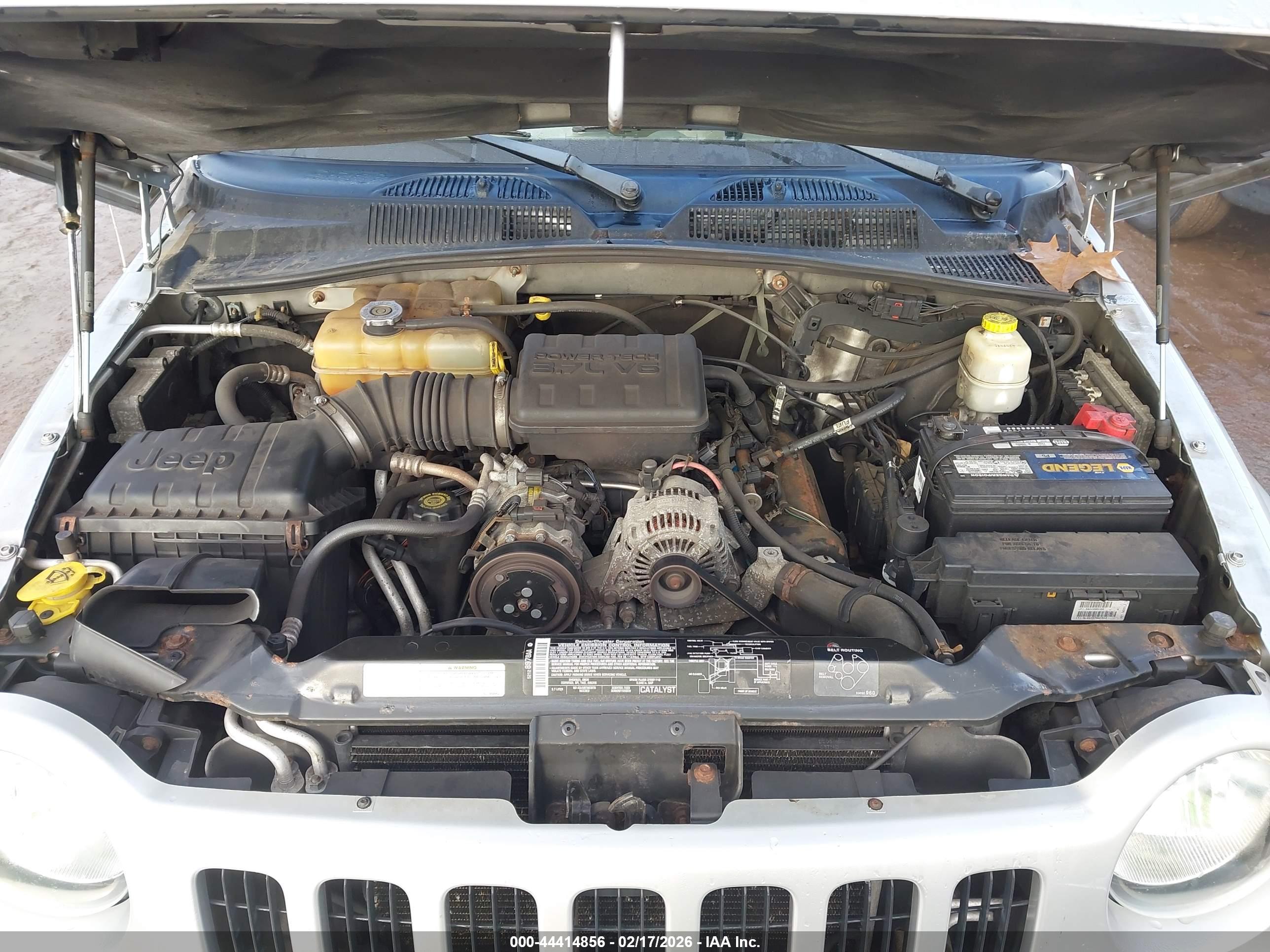 JEEP LIBERTY image 10