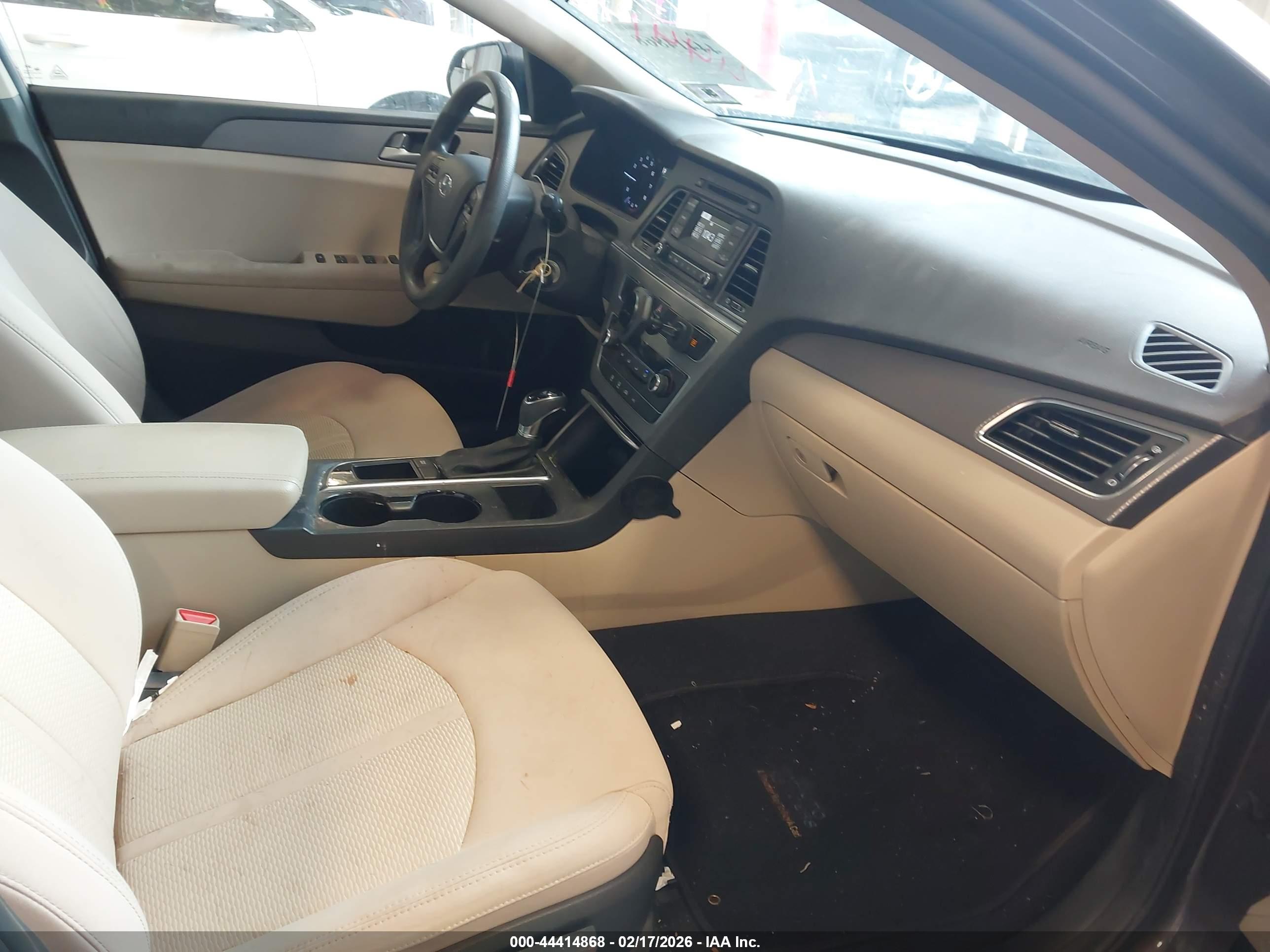 HYUNDAI SONATA image 5