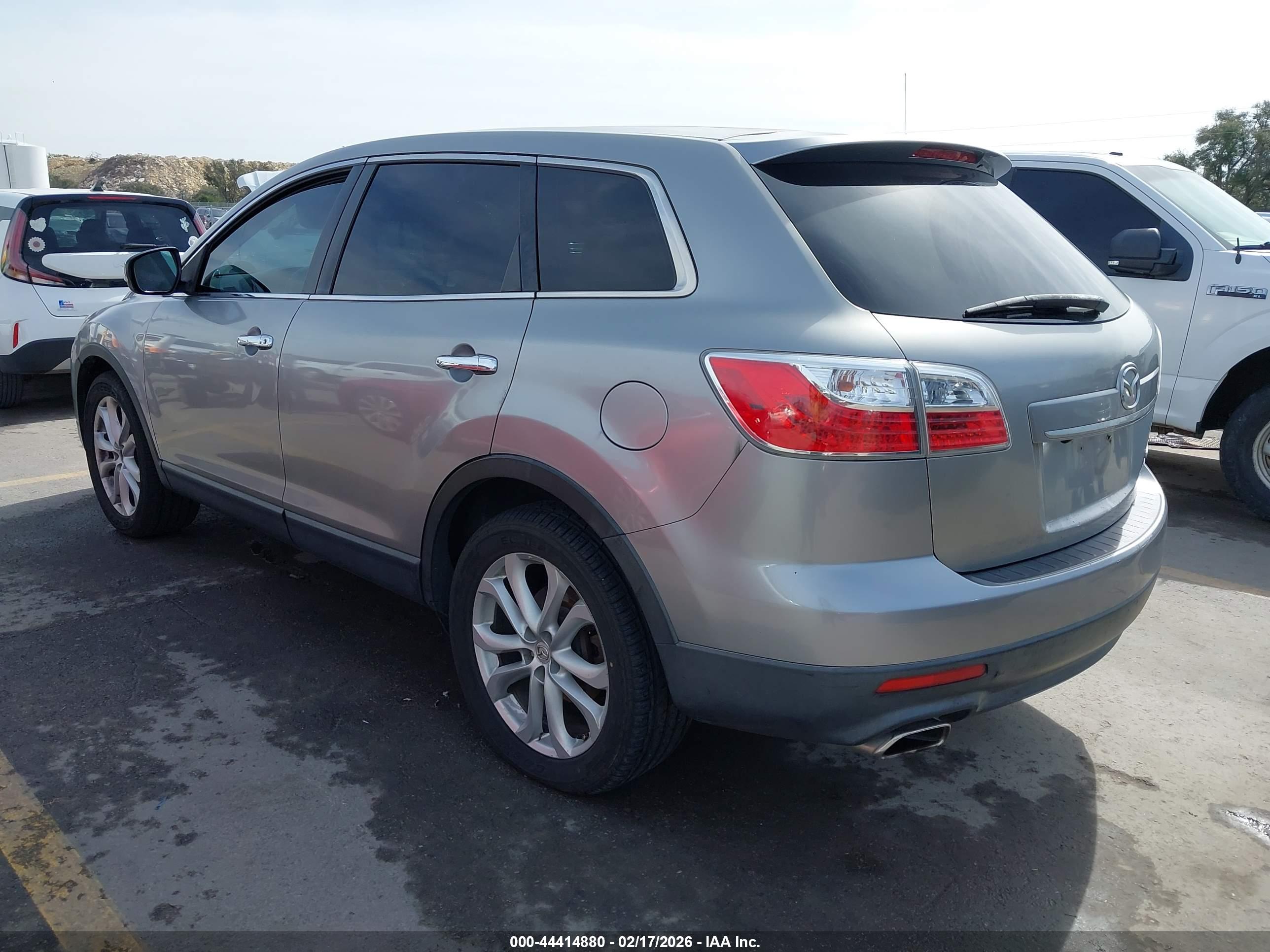 MAZDA CX-9 image 3