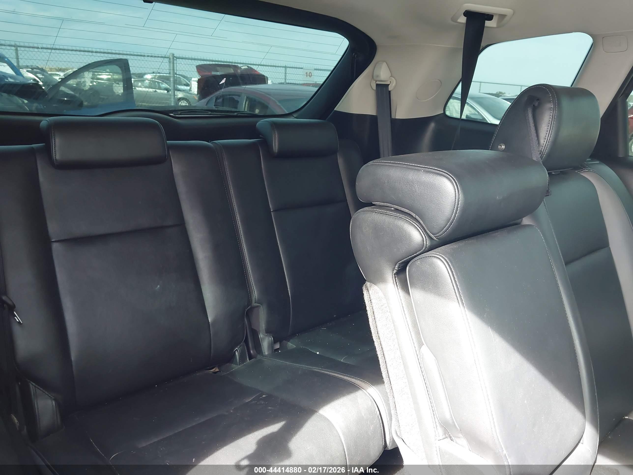 MAZDA CX-9 image 8