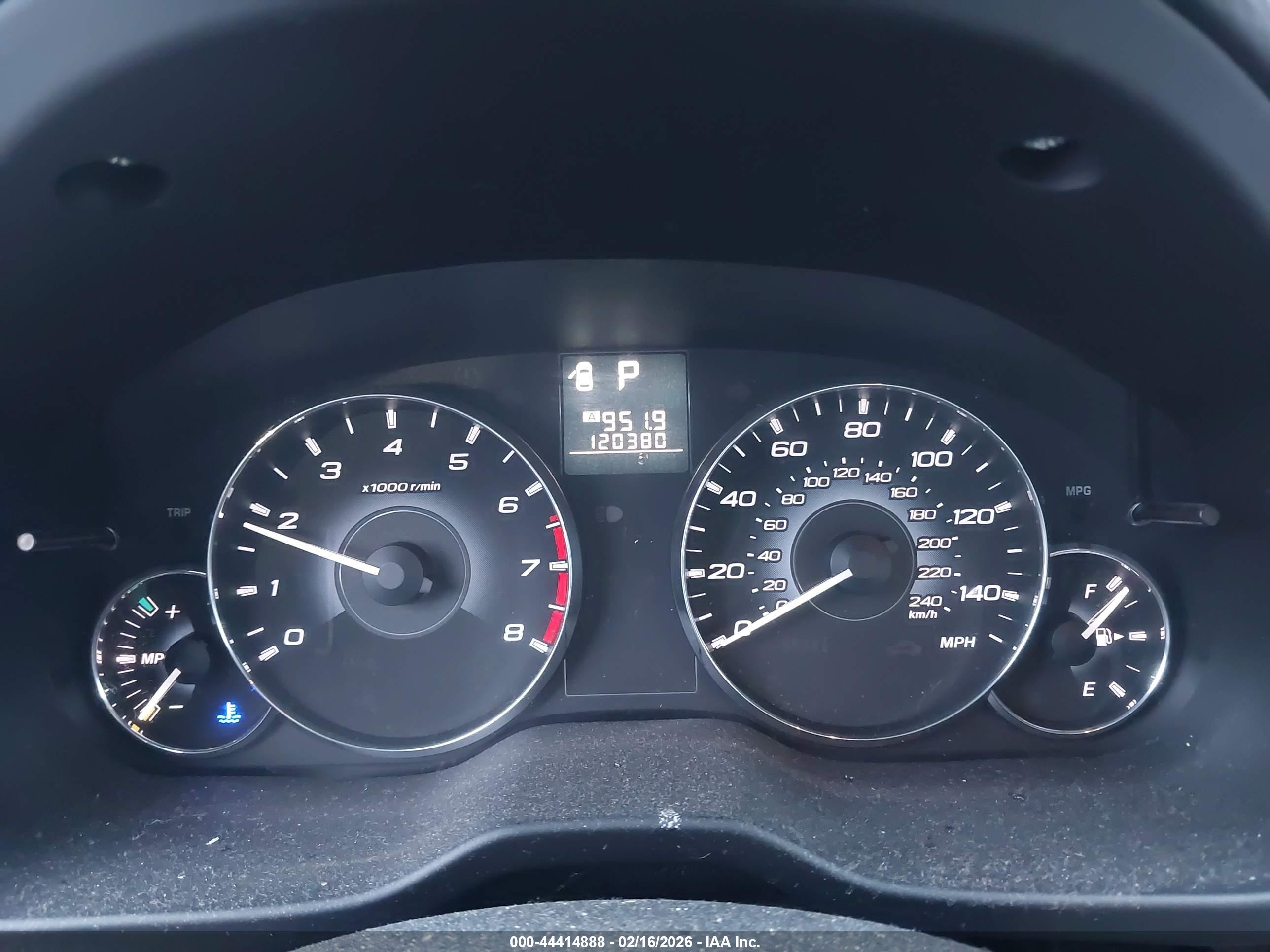 SUBARU OUTBACK image 7