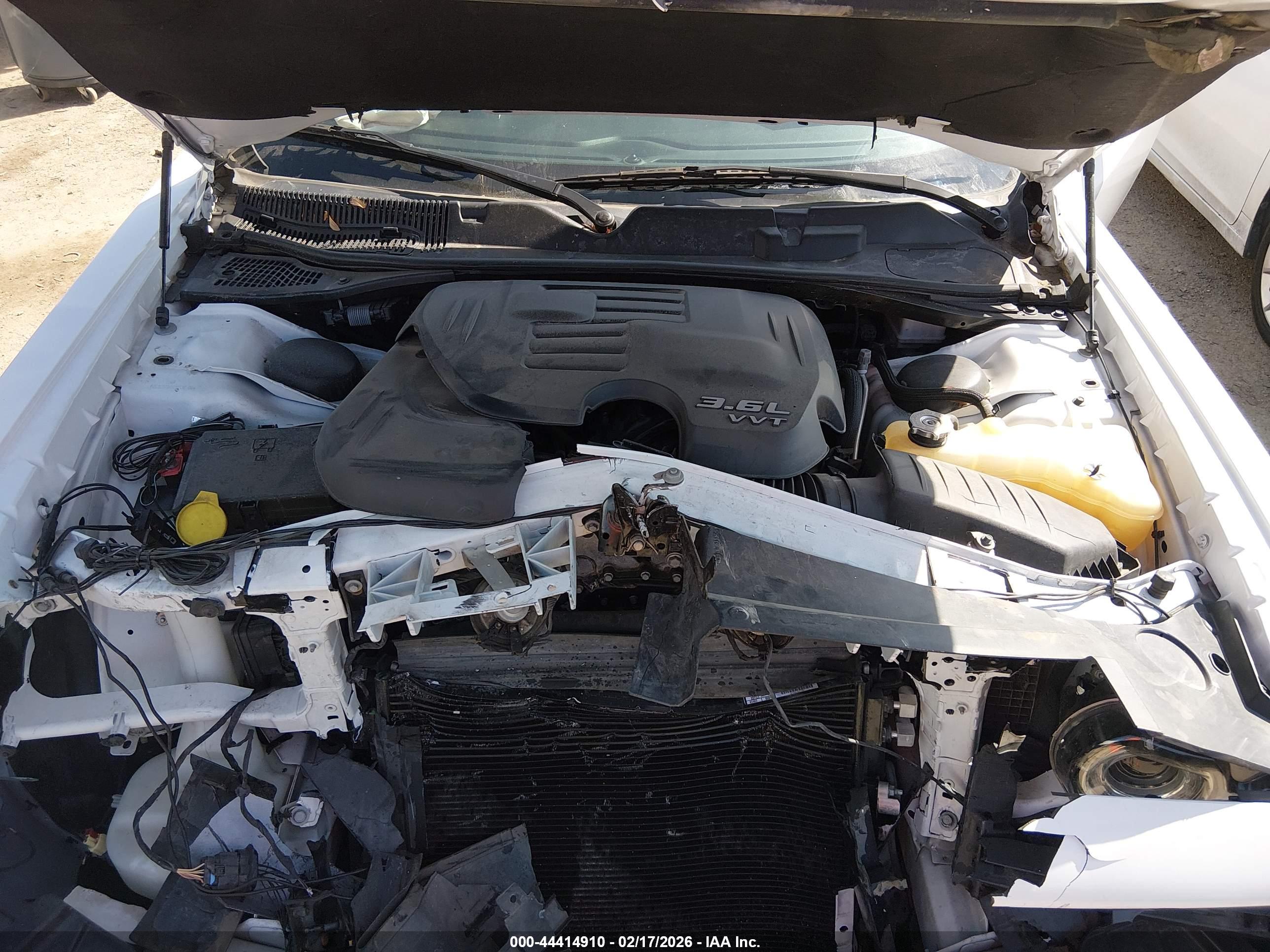 DODGE CHALLENGER image 10