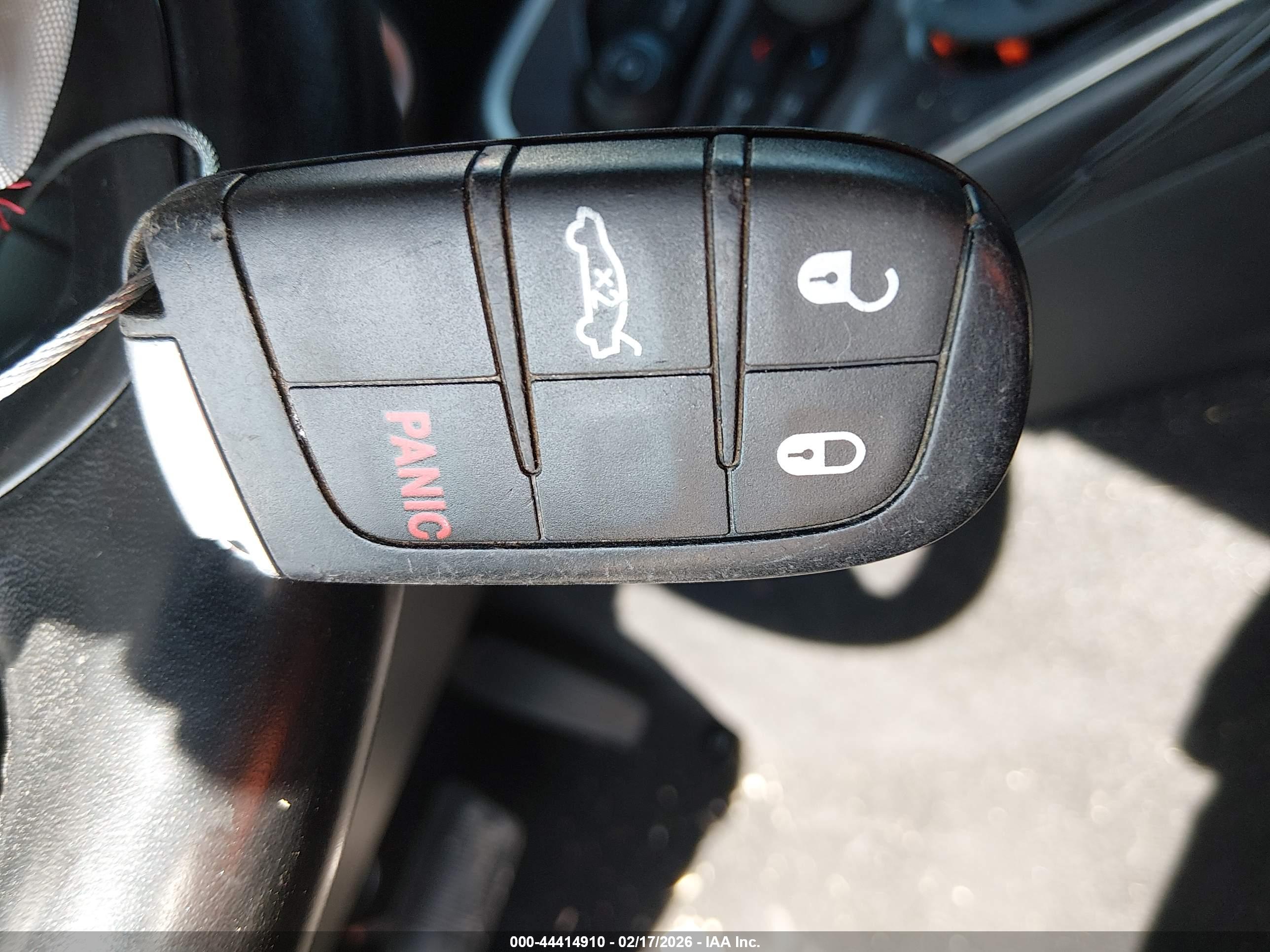 DODGE CHALLENGER image 11