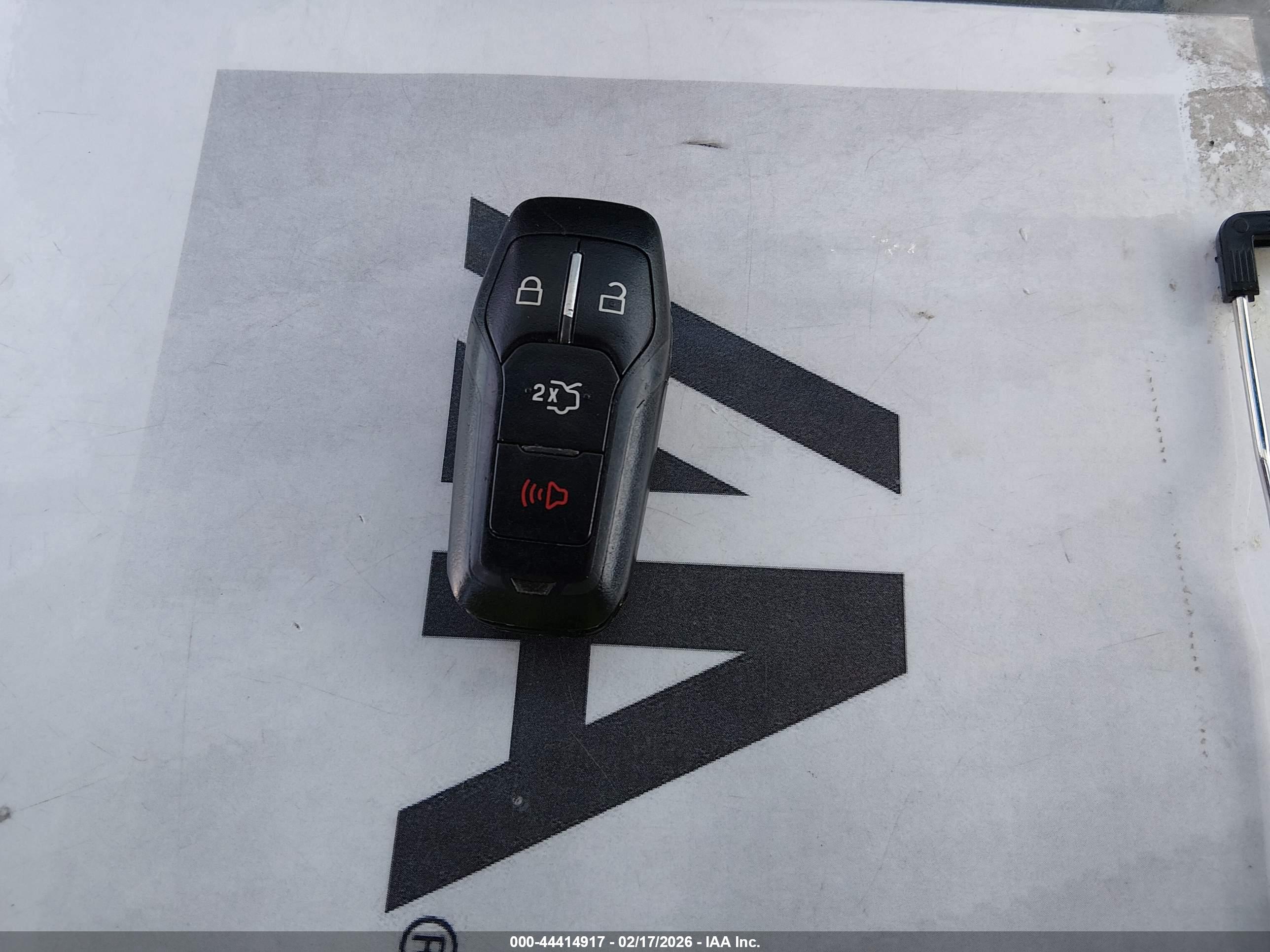 FORD EDGE image 11