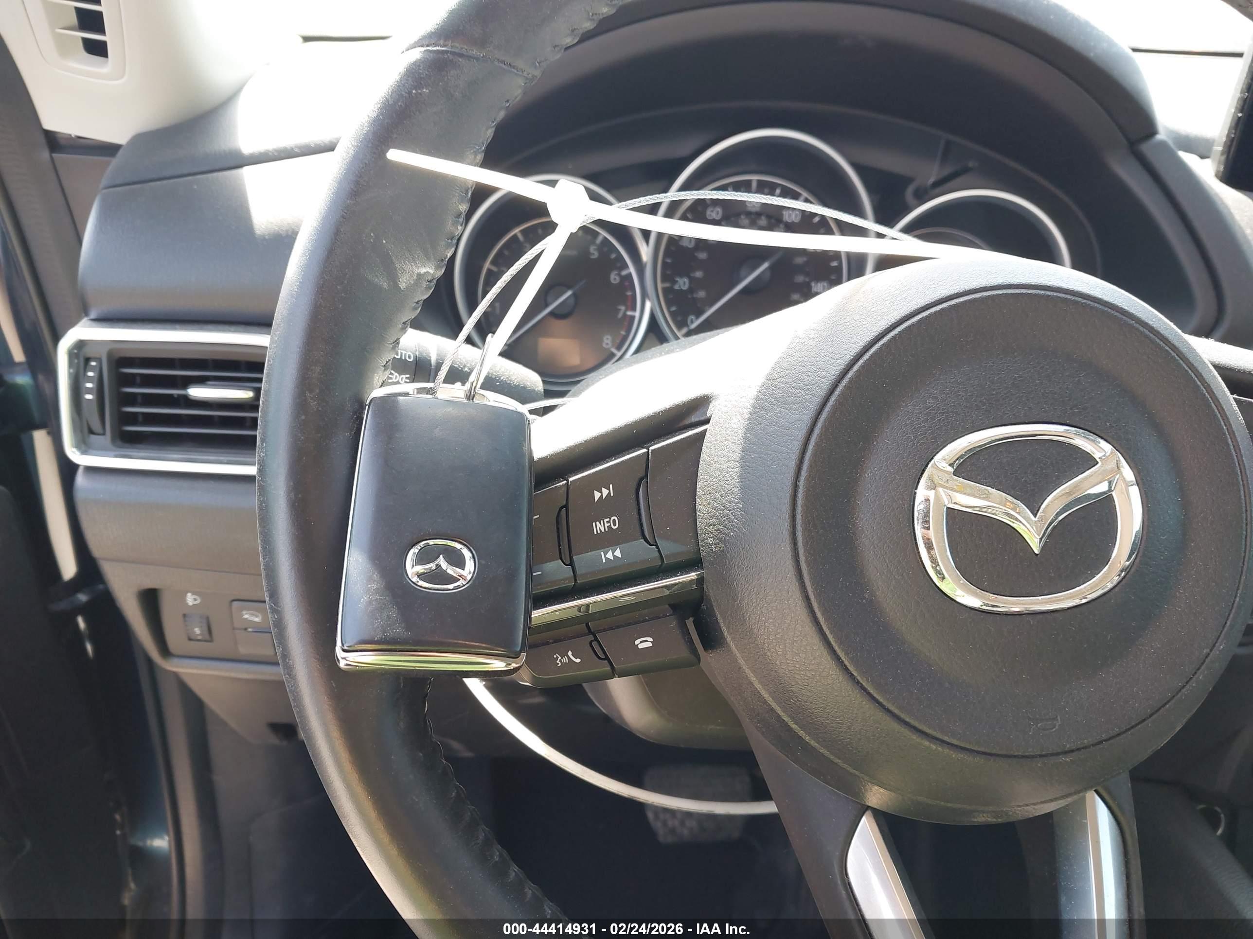 MAZDA CX-5 image 11