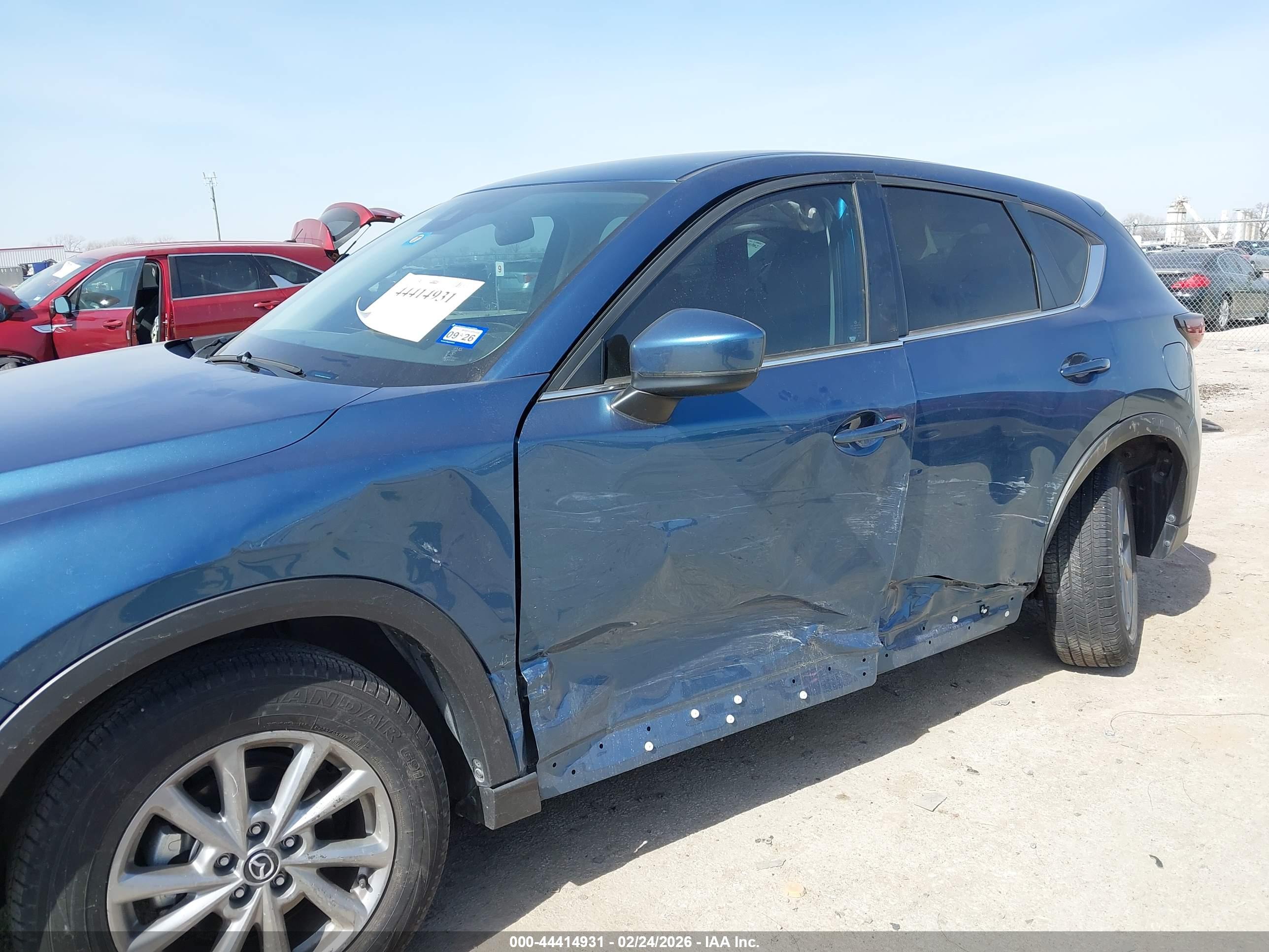 MAZDA CX-5 image 6