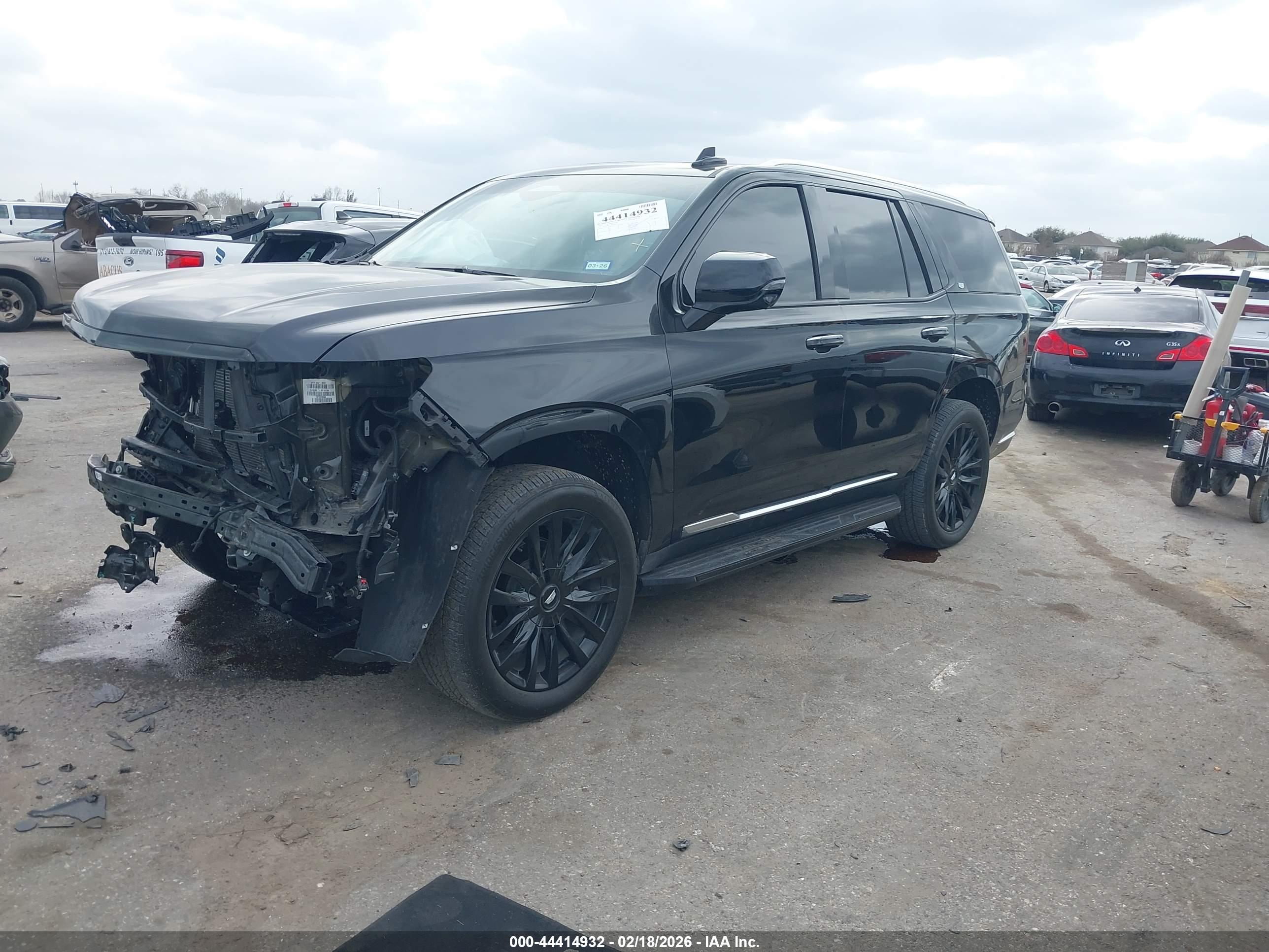 CADILLAC ESCALADE image 2