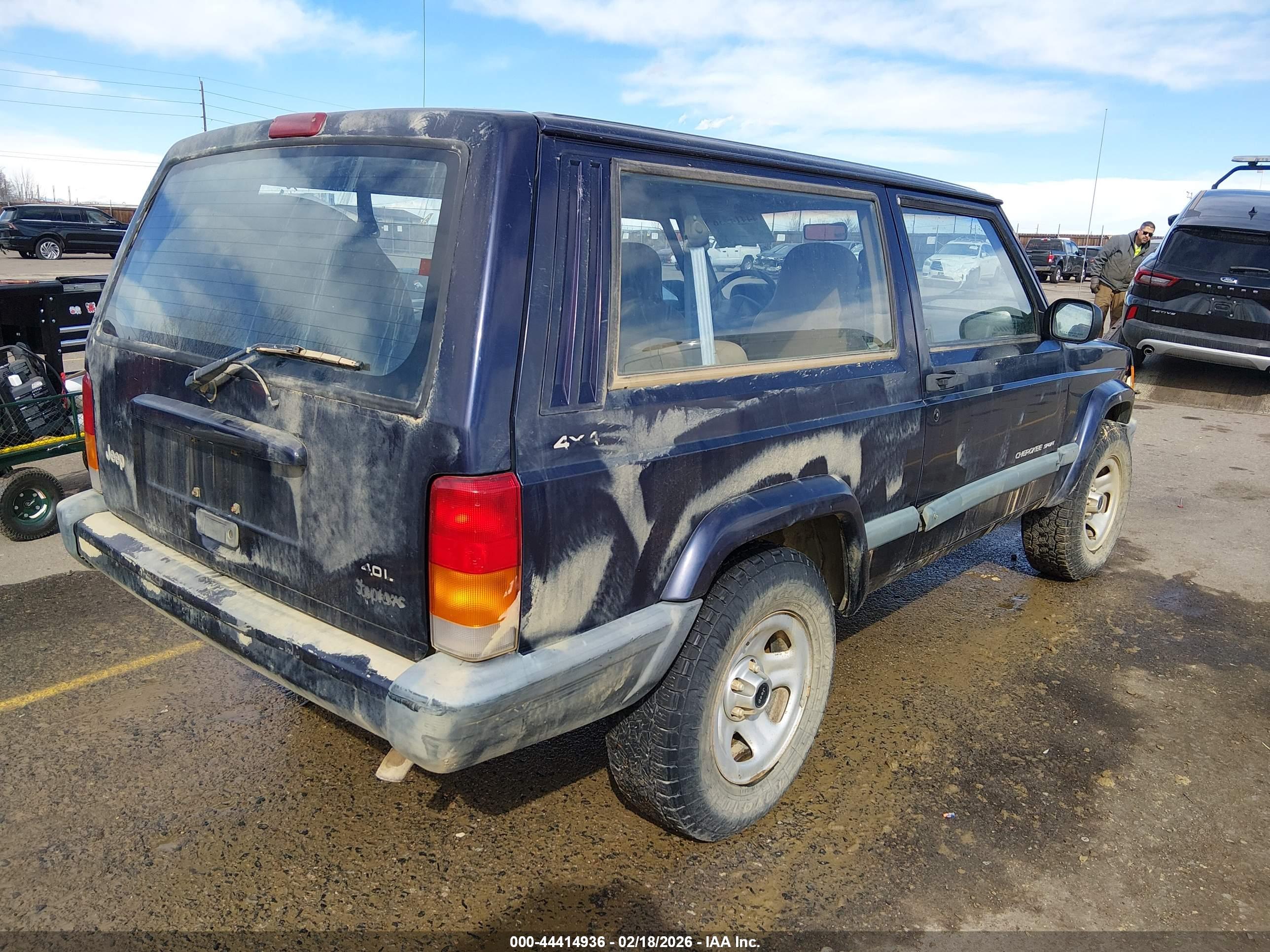 JEEP CHEROKEE image 4