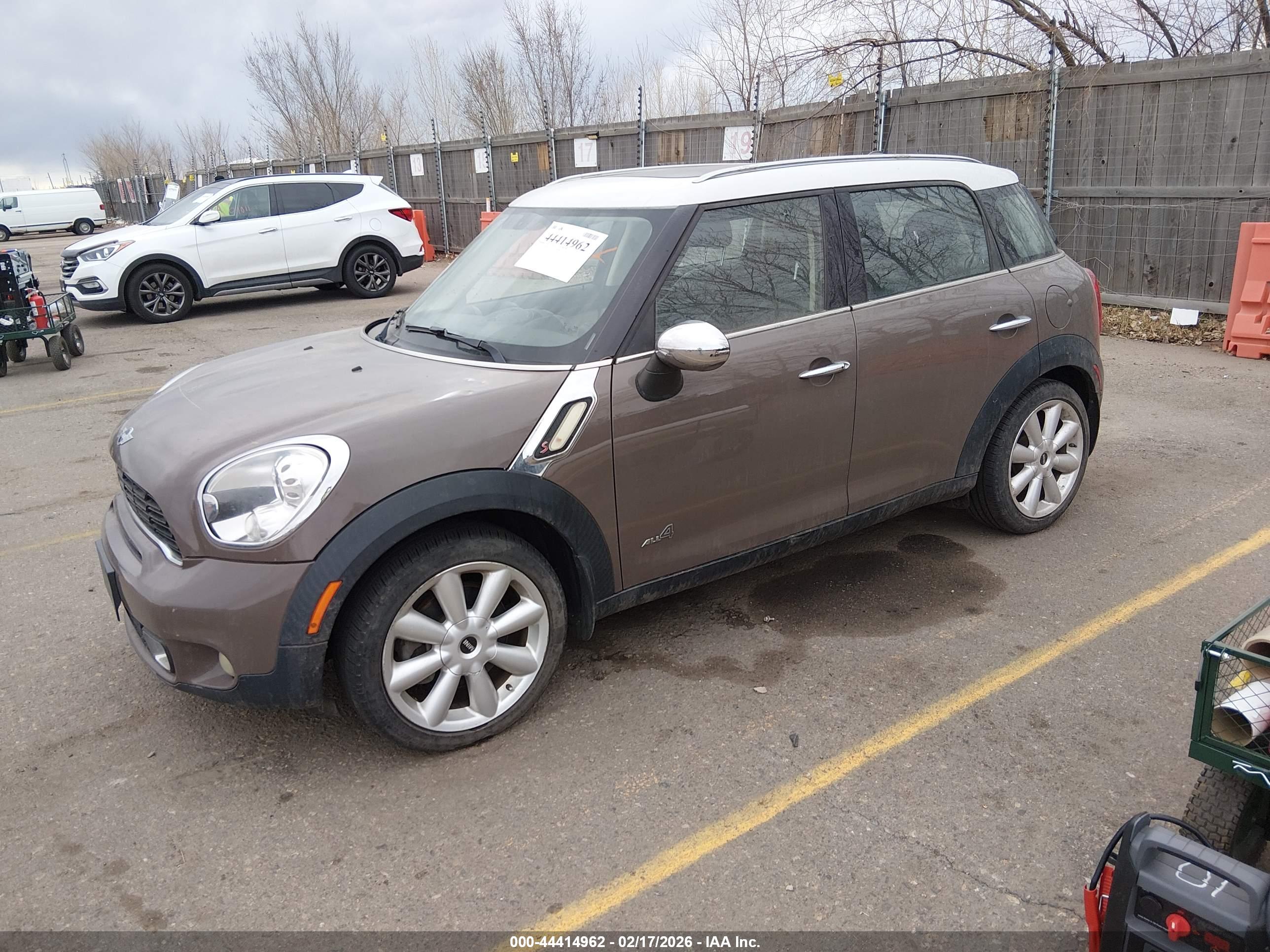 MINI COOPER image 2