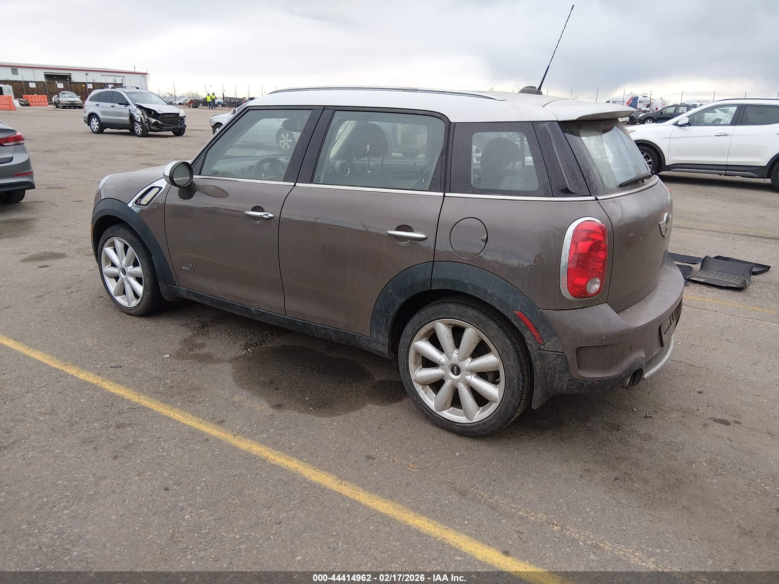 MINI COOPER image 3