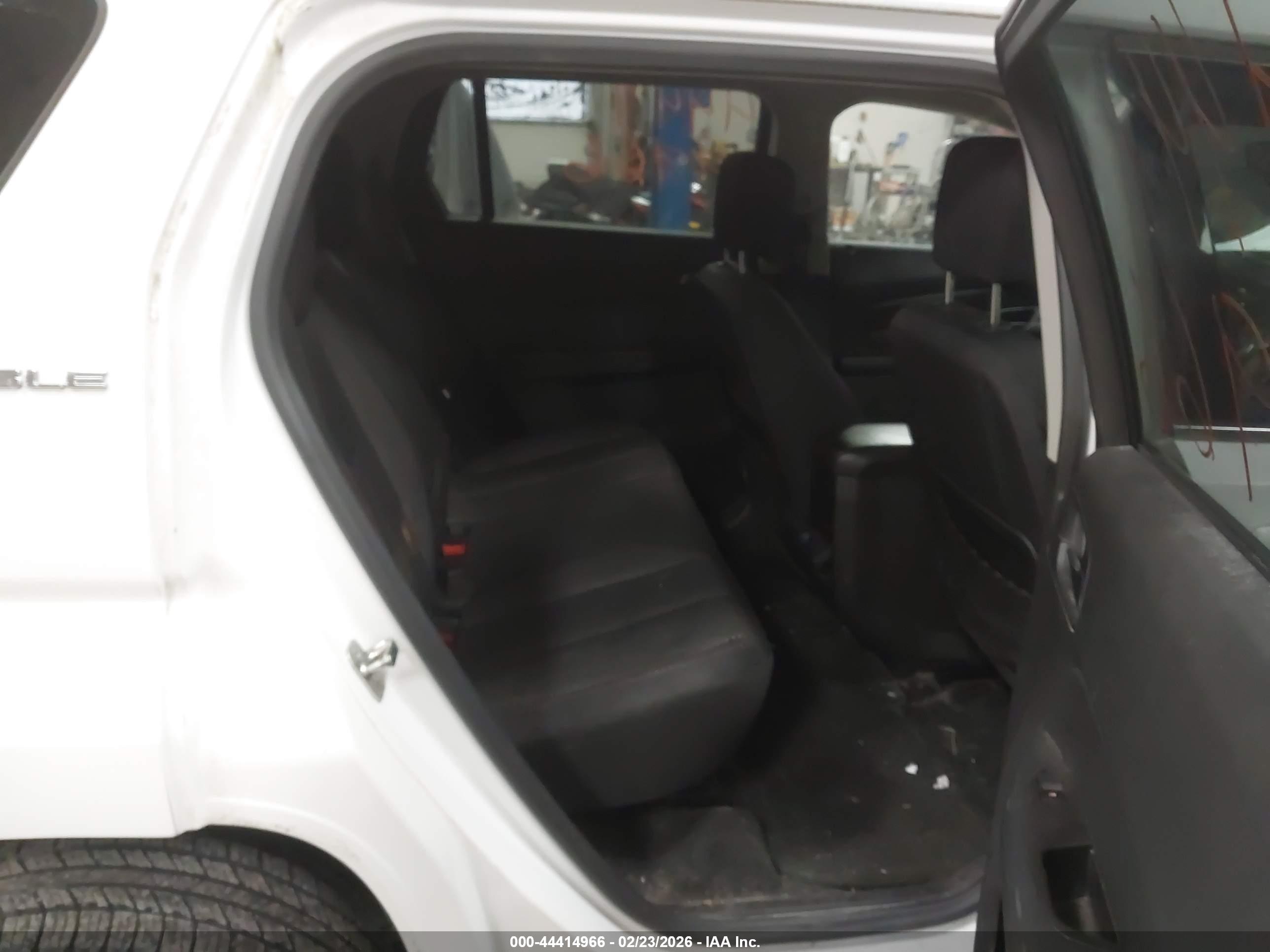 GMC TERRAIN image 8