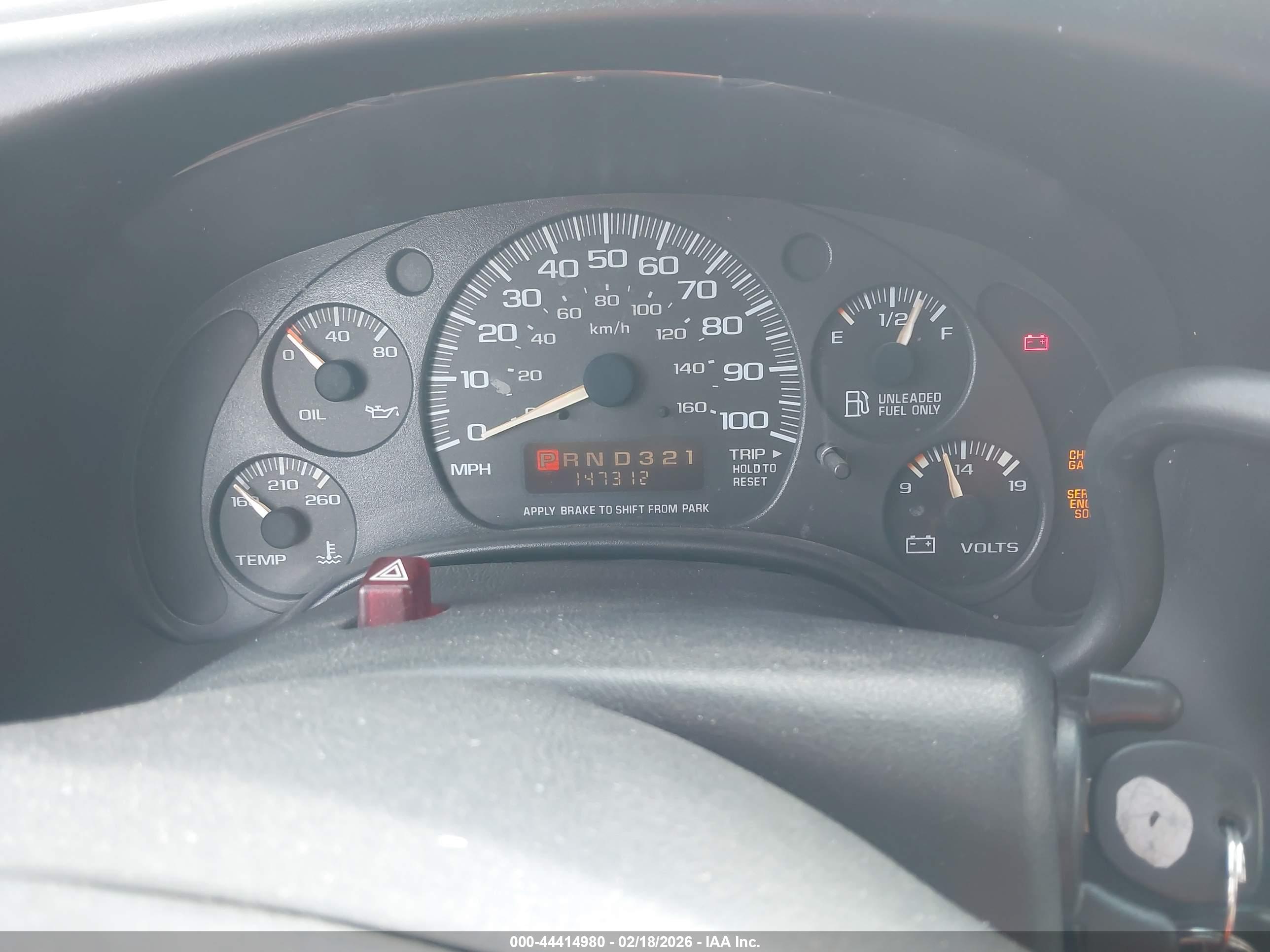 CHEVROLET EXPRESS image 7