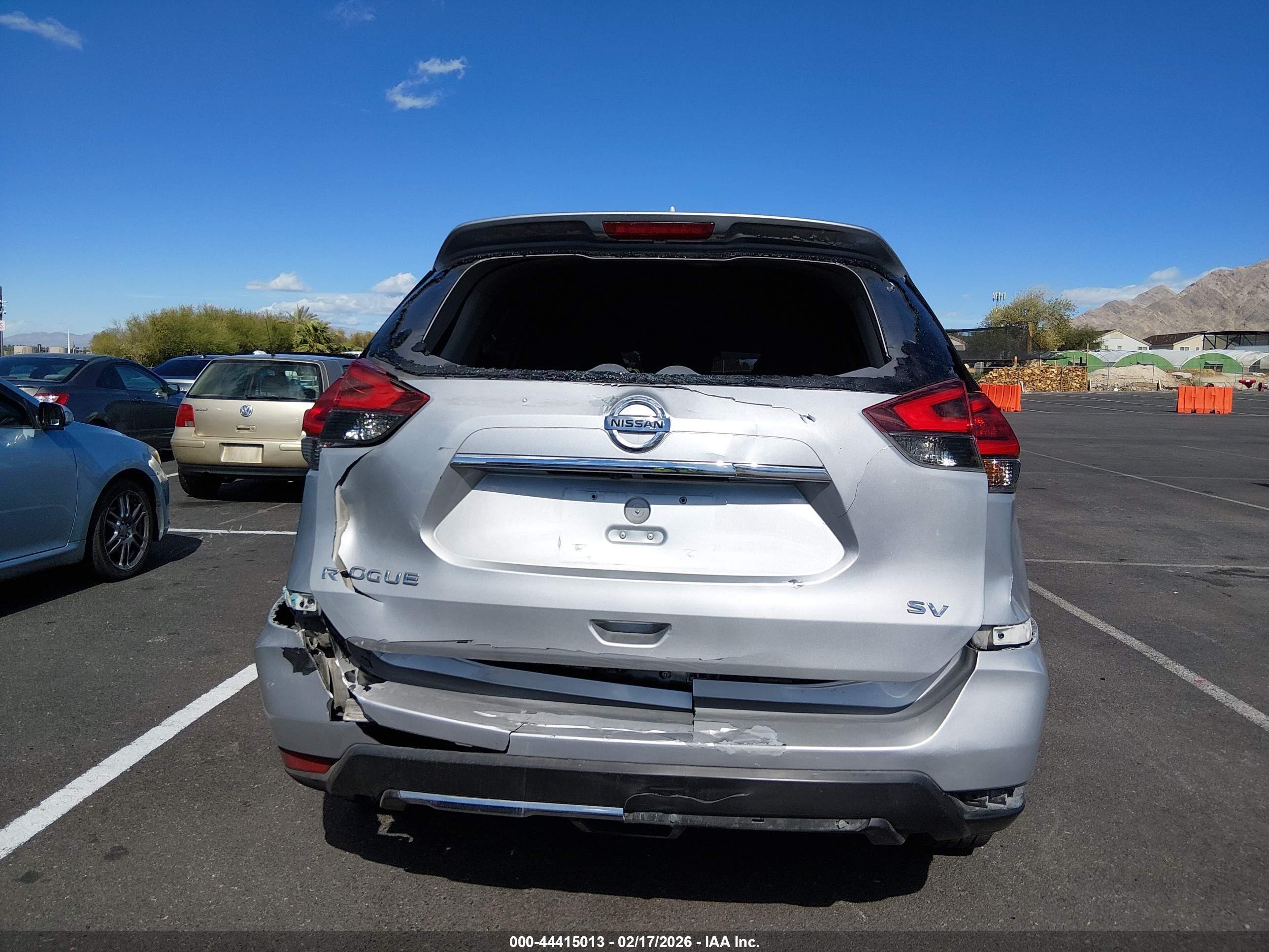 NISSAN ROGUE image 6