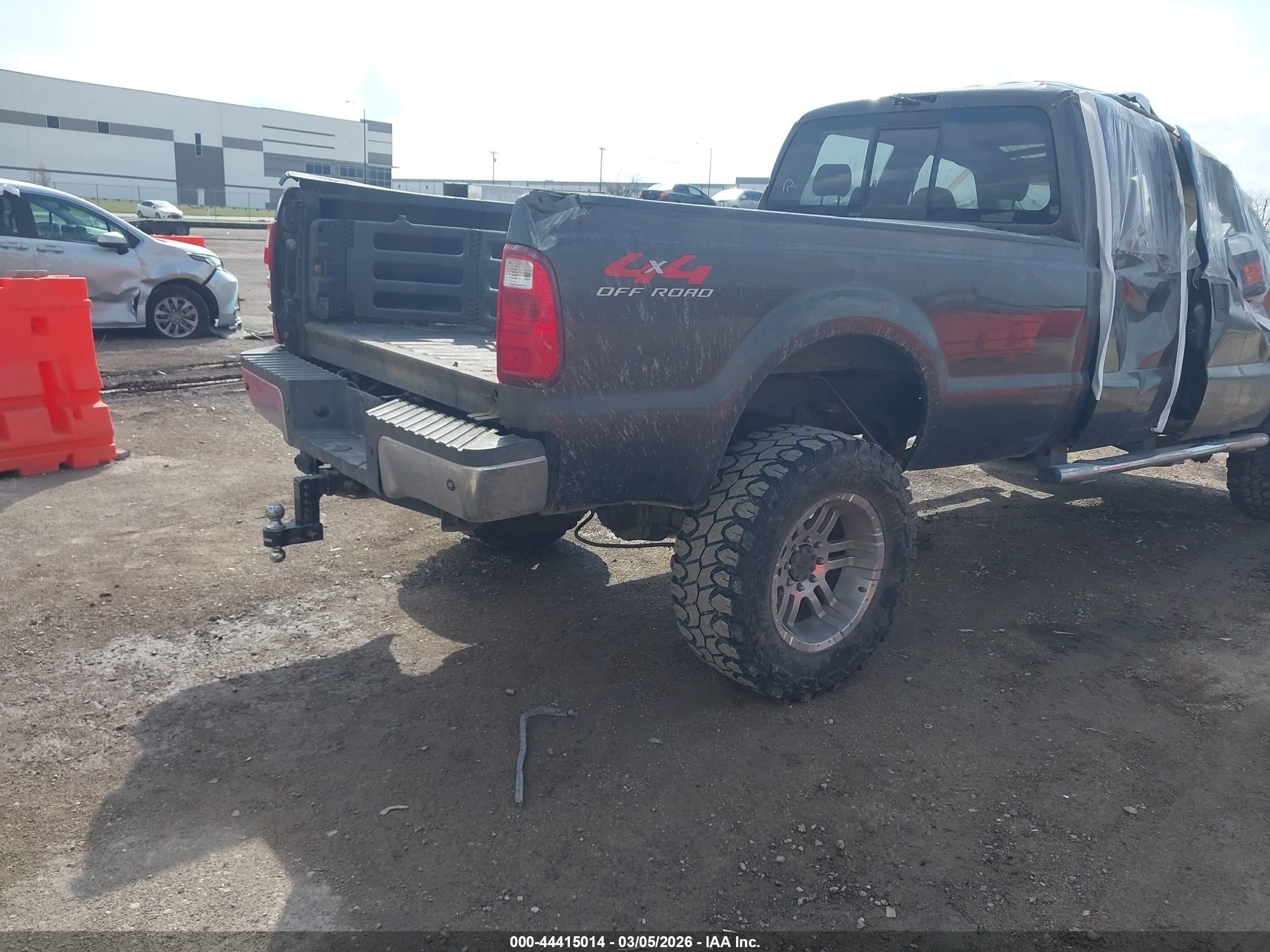 FORD F-350 image 4