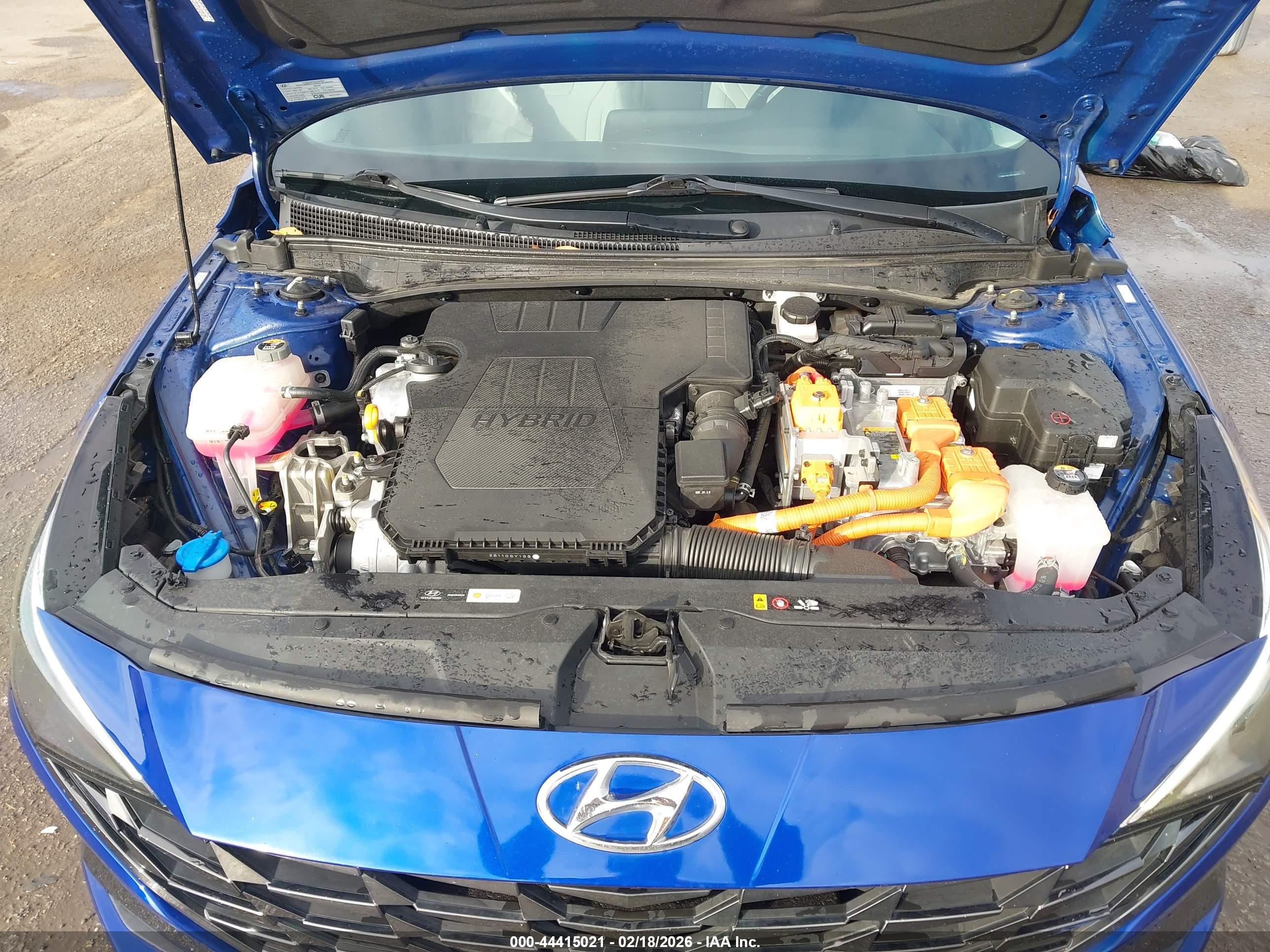 HYUNDAI ELANTRA image 10