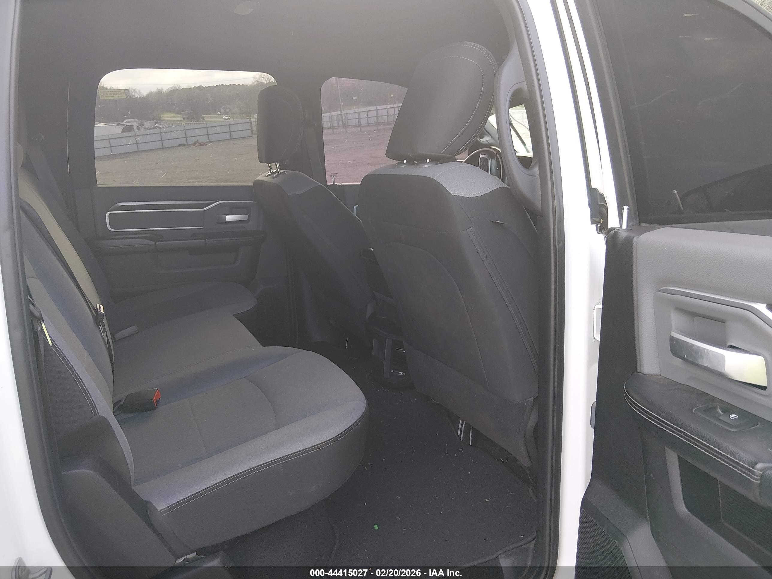 RAM 2500 image 8
