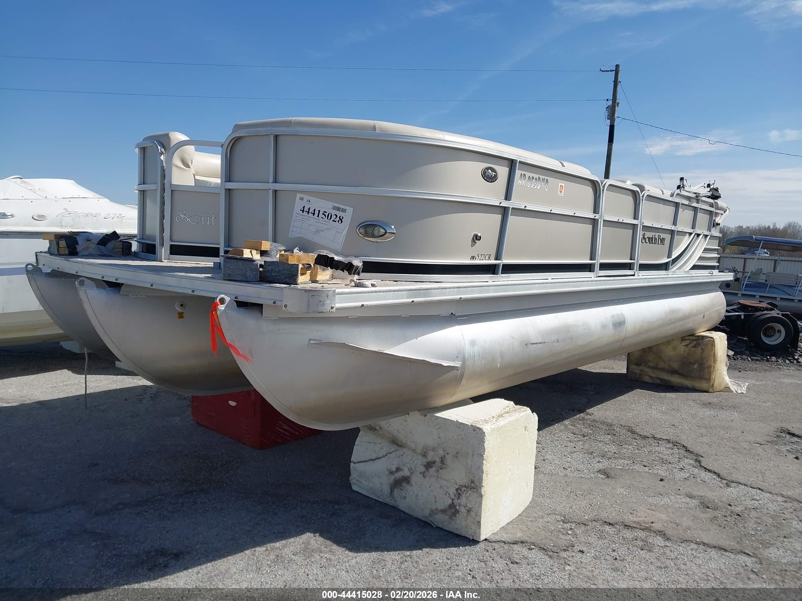 SOUTHBAY PONTOON image 2