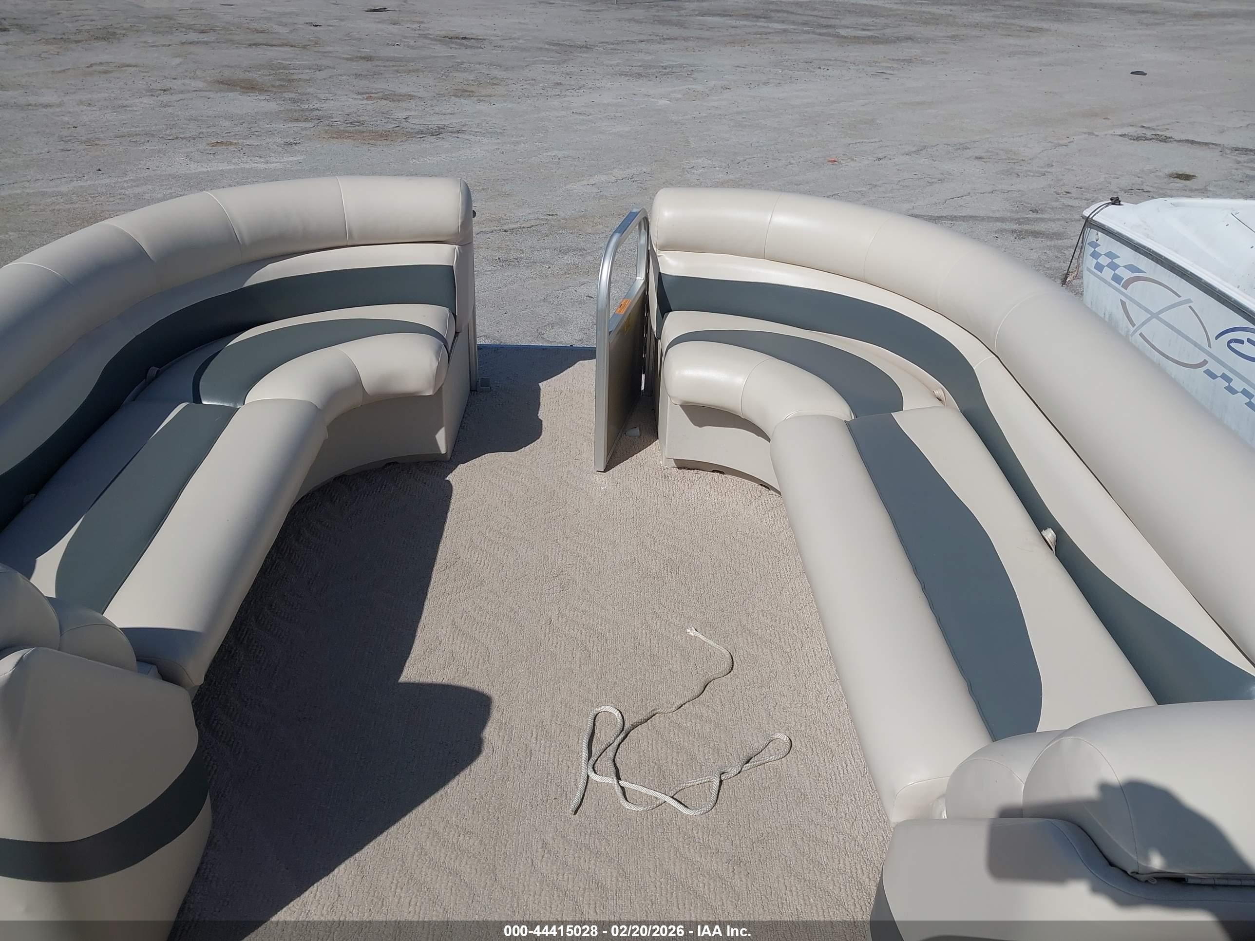 SOUTHBAY PONTOON image 5