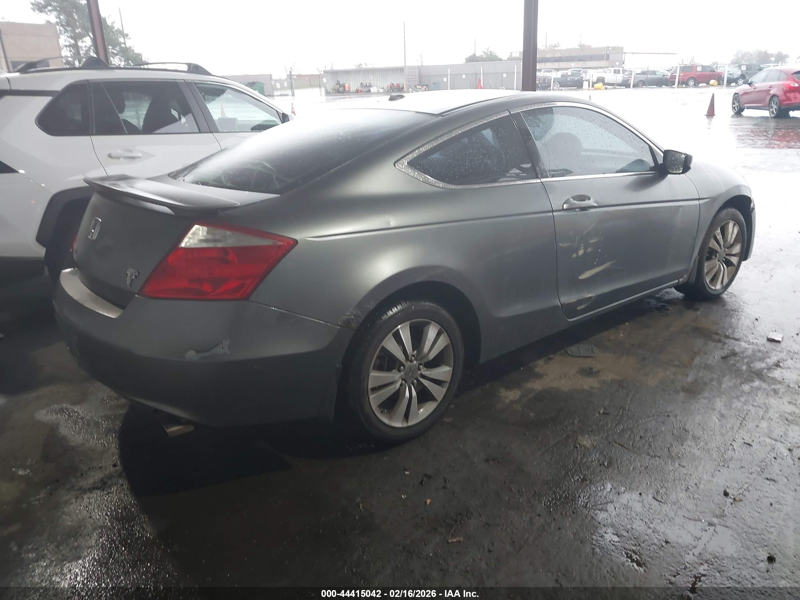 HONDA ACCORD image 4