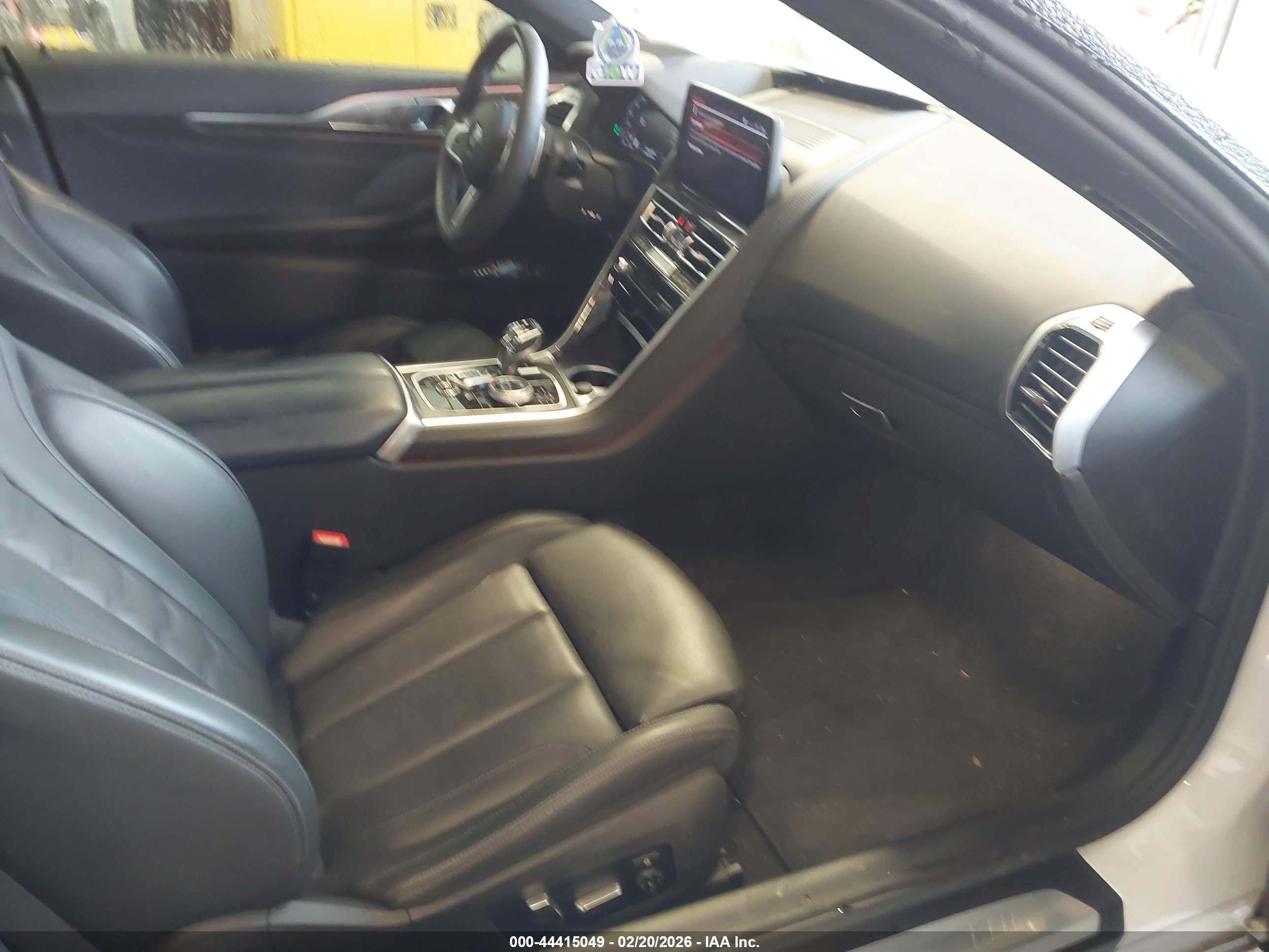 BMW M850I image 5